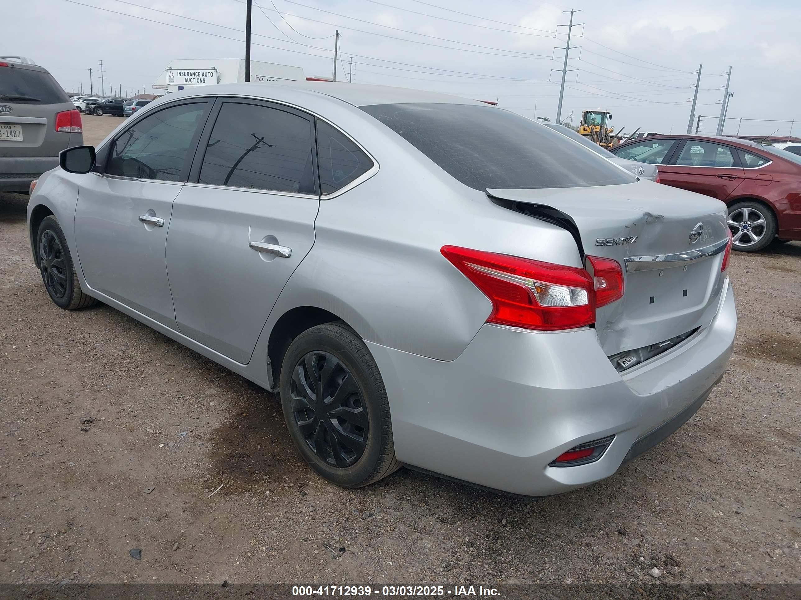 NISSAN SENTRA image 3