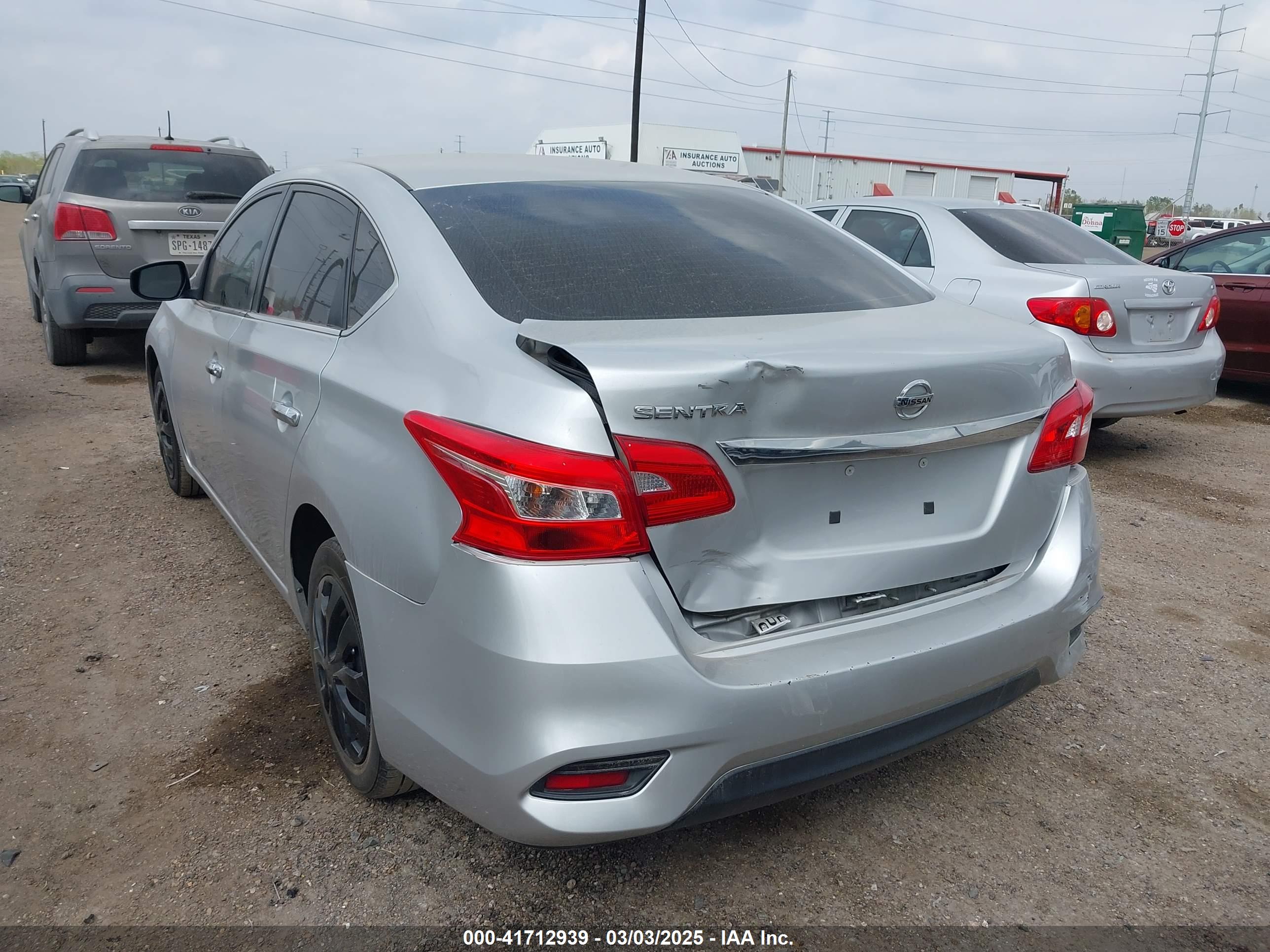 NISSAN SENTRA image 6