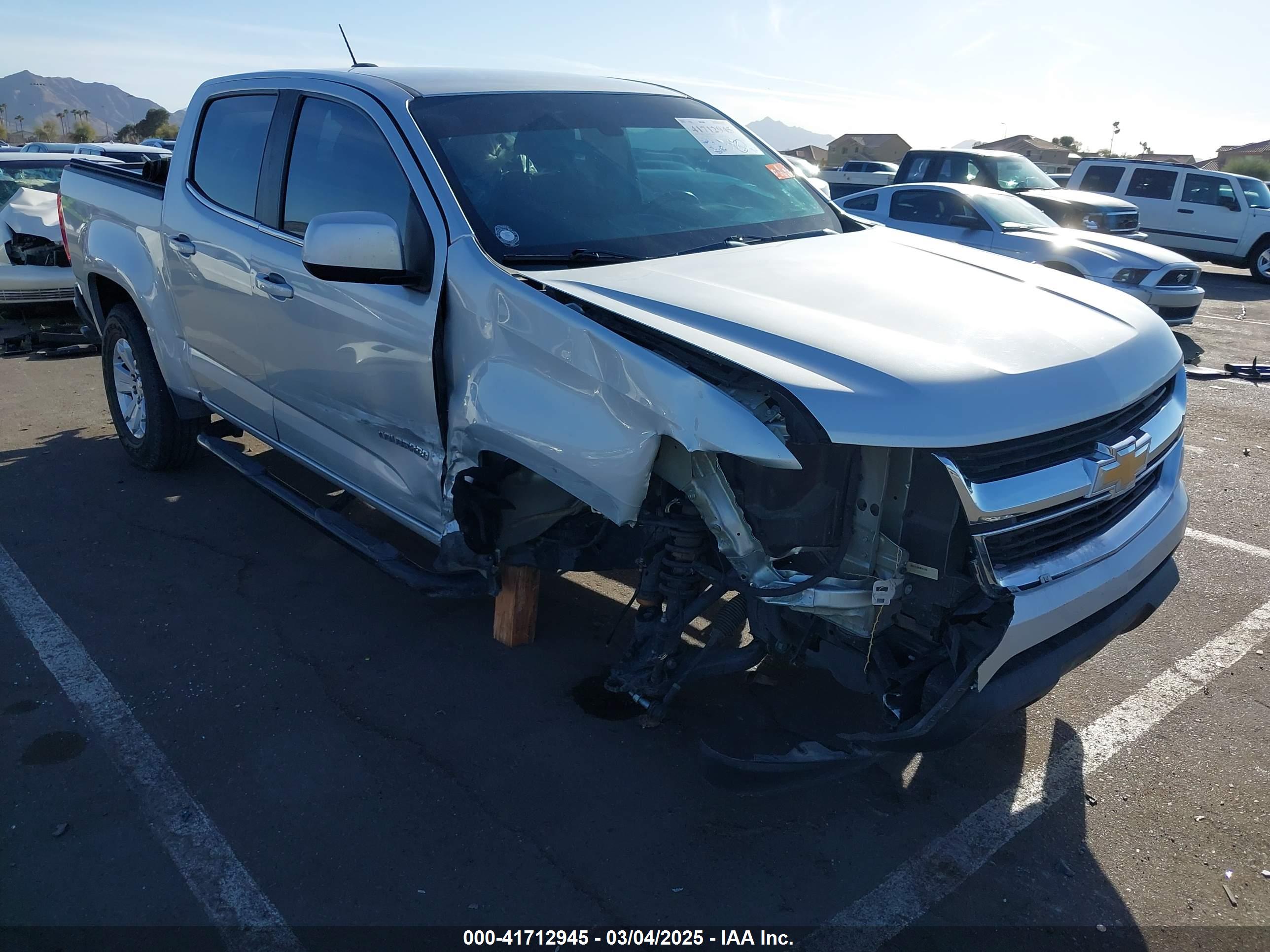 CHEVROLET COLORADO image 6