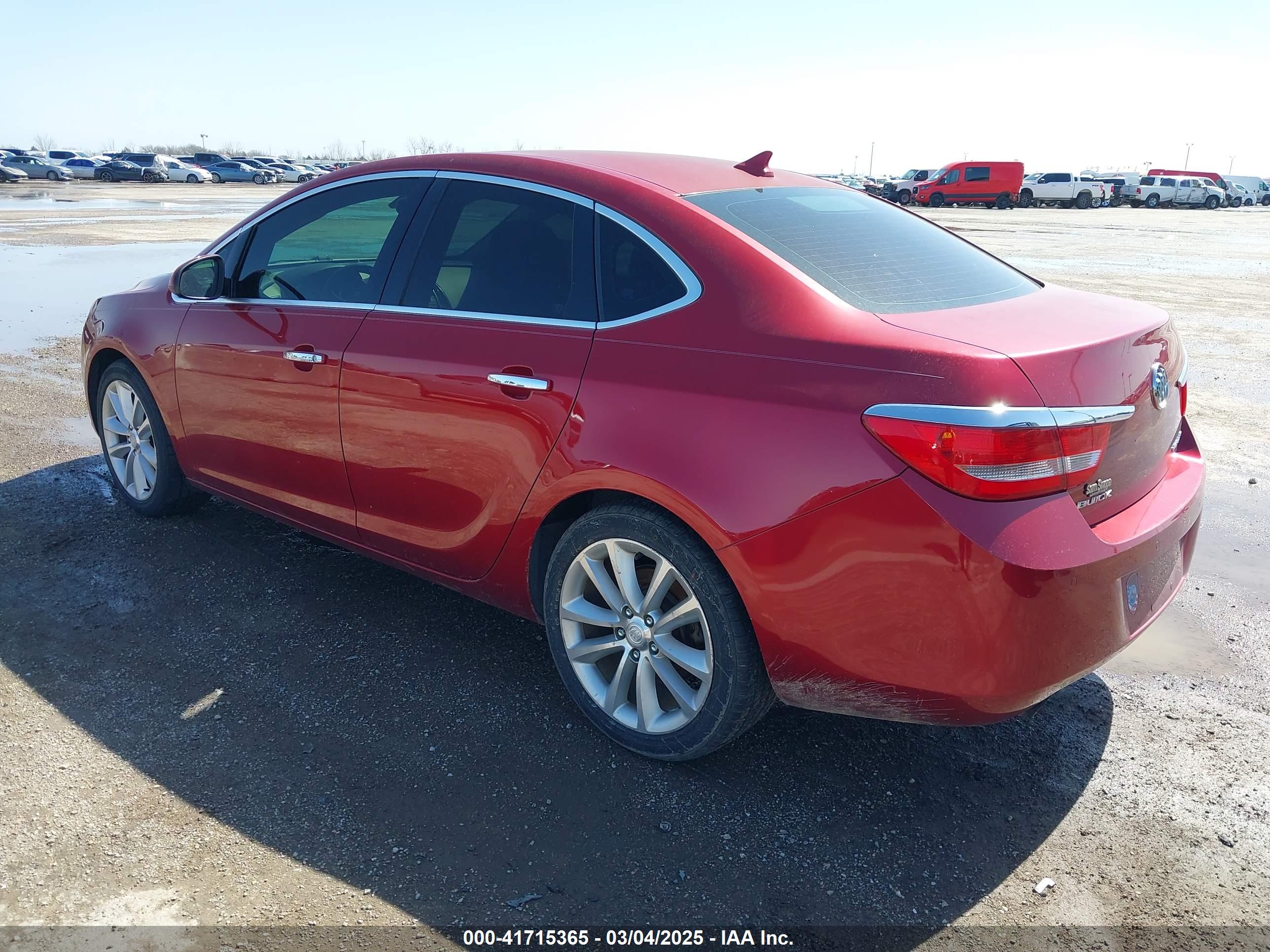 BUICK VERANO image 3