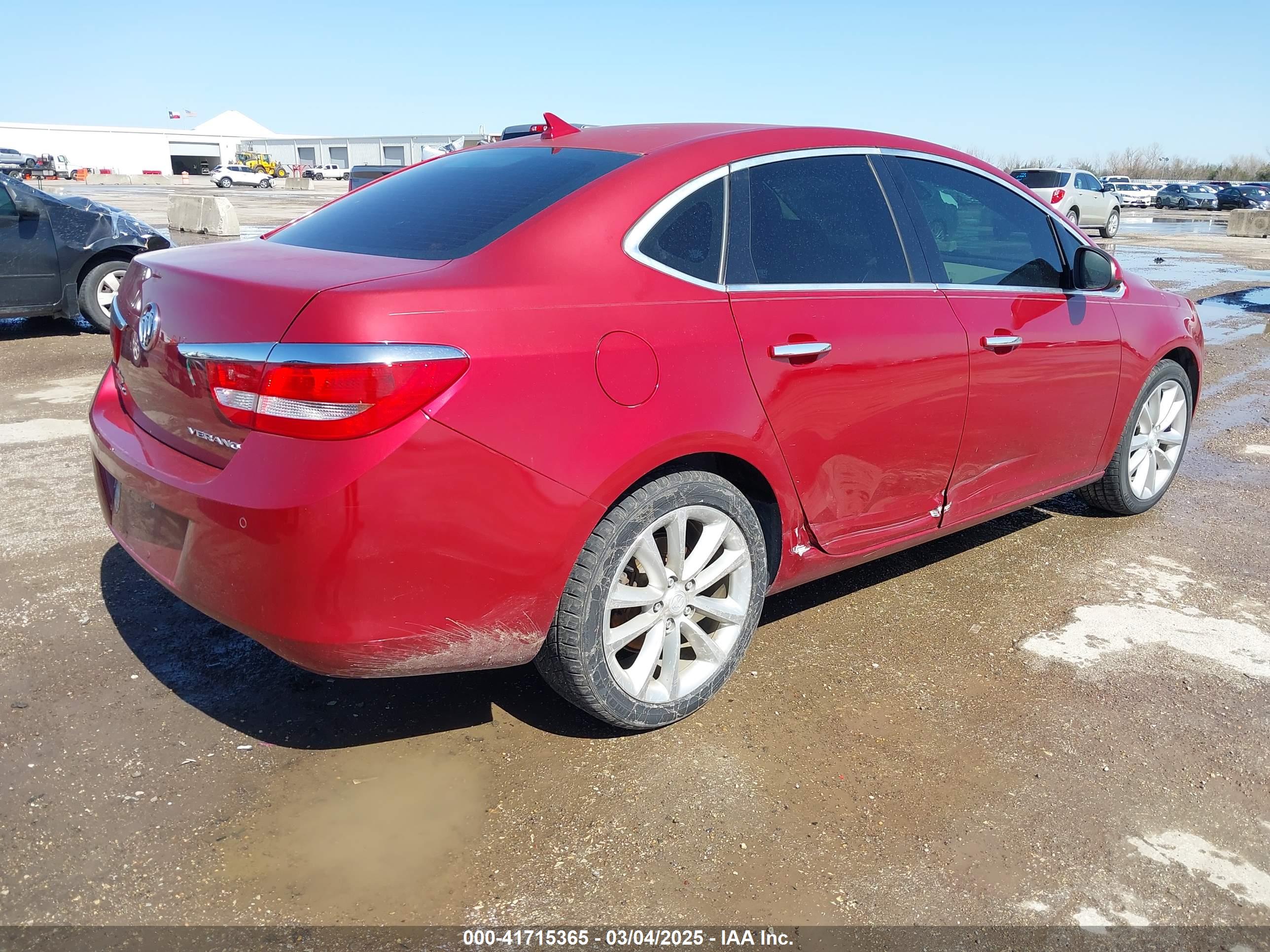 BUICK VERANO image 4