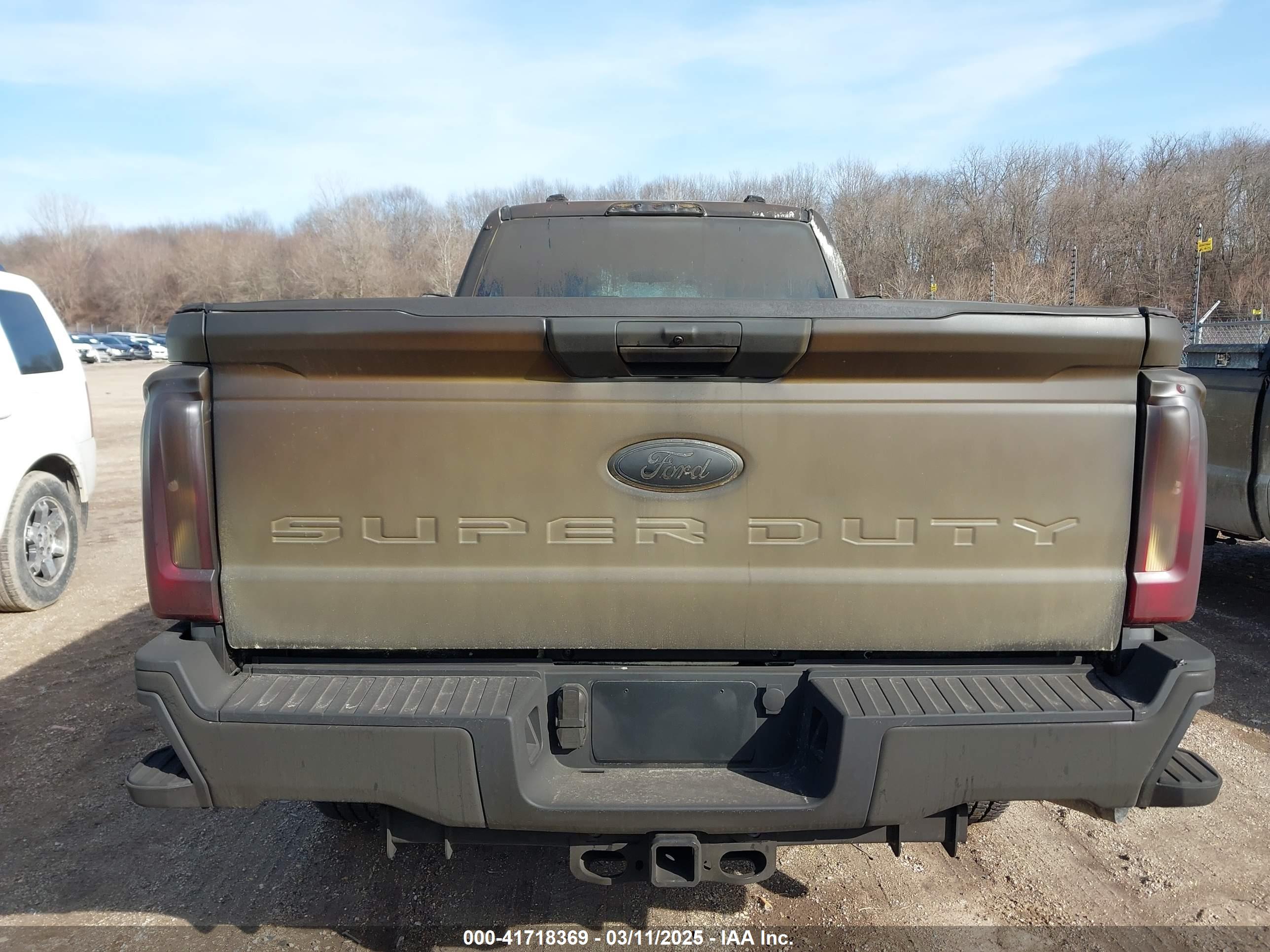 FORD F-250 image 8