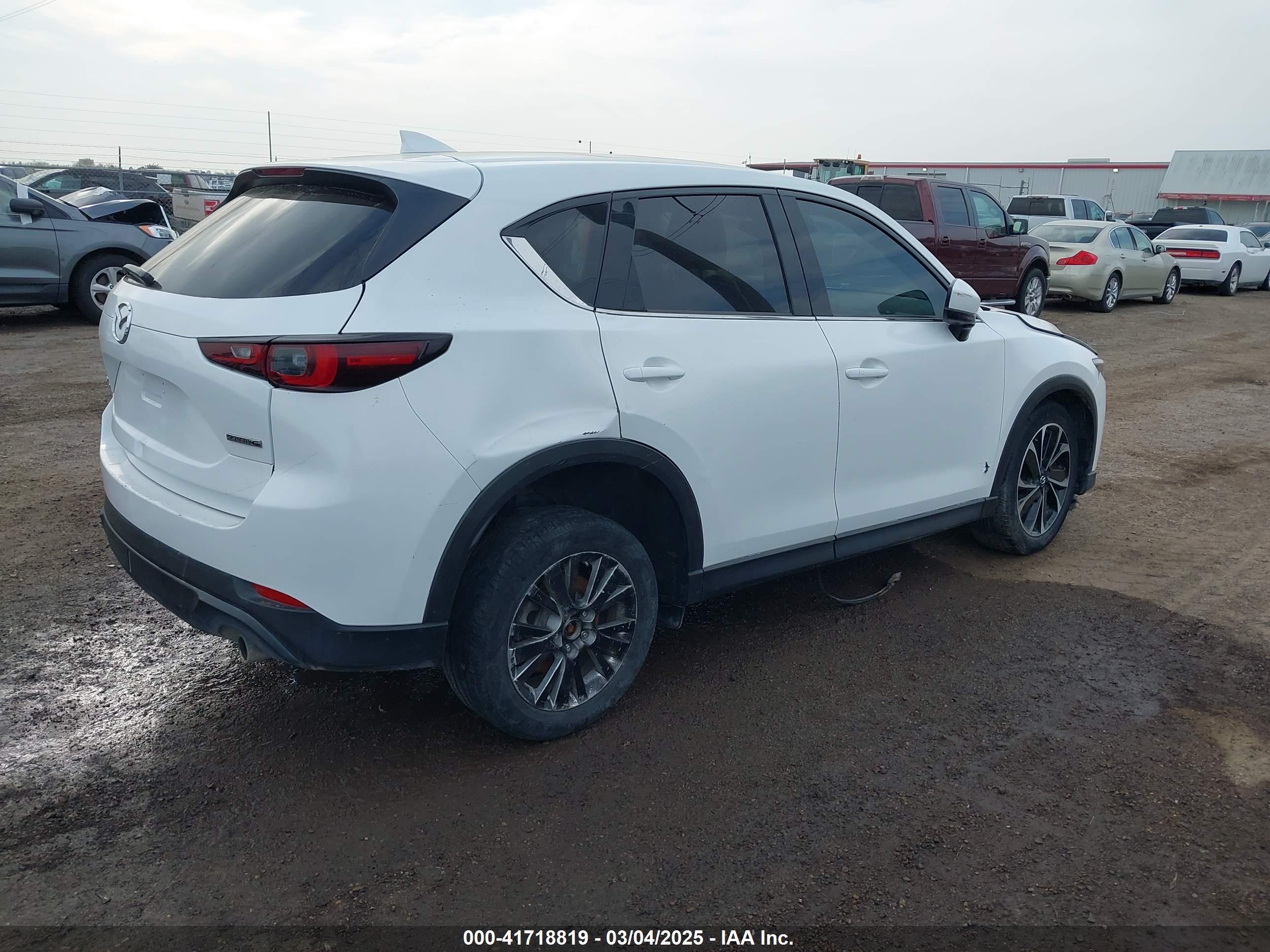 MAZDA CX-5 image 4