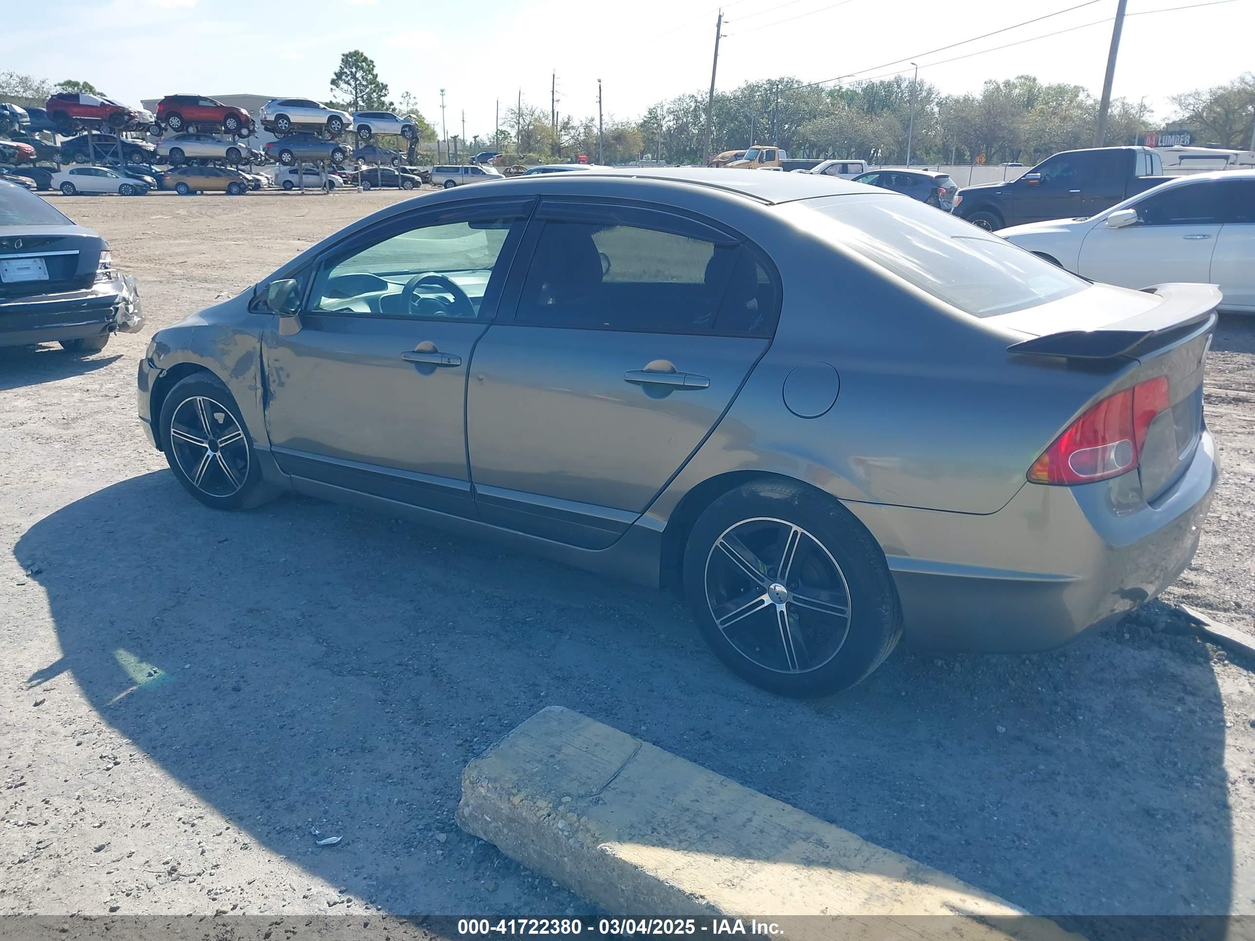 HONDA CIVIC image 3