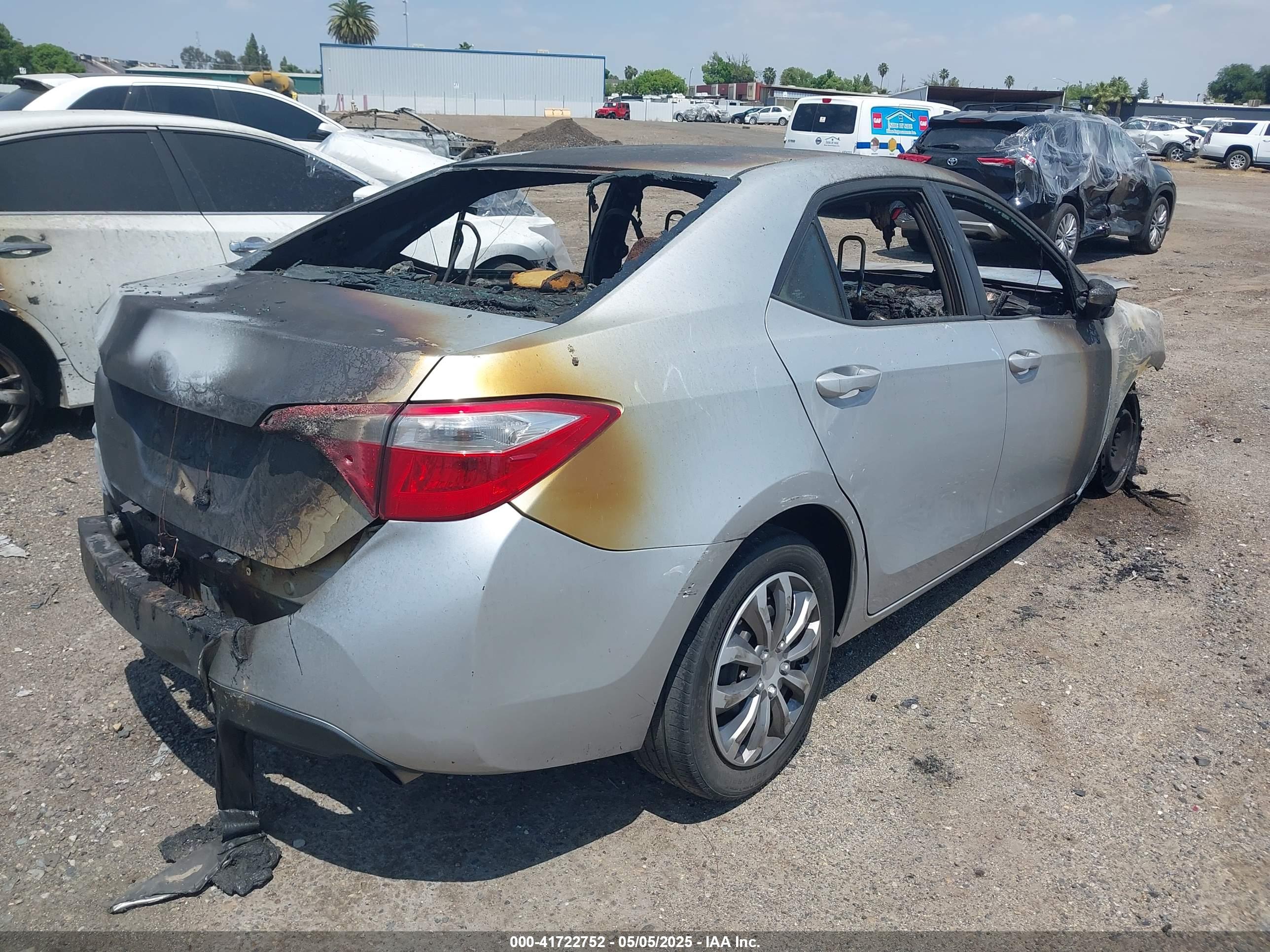 TOYOTA COROLLA image 4