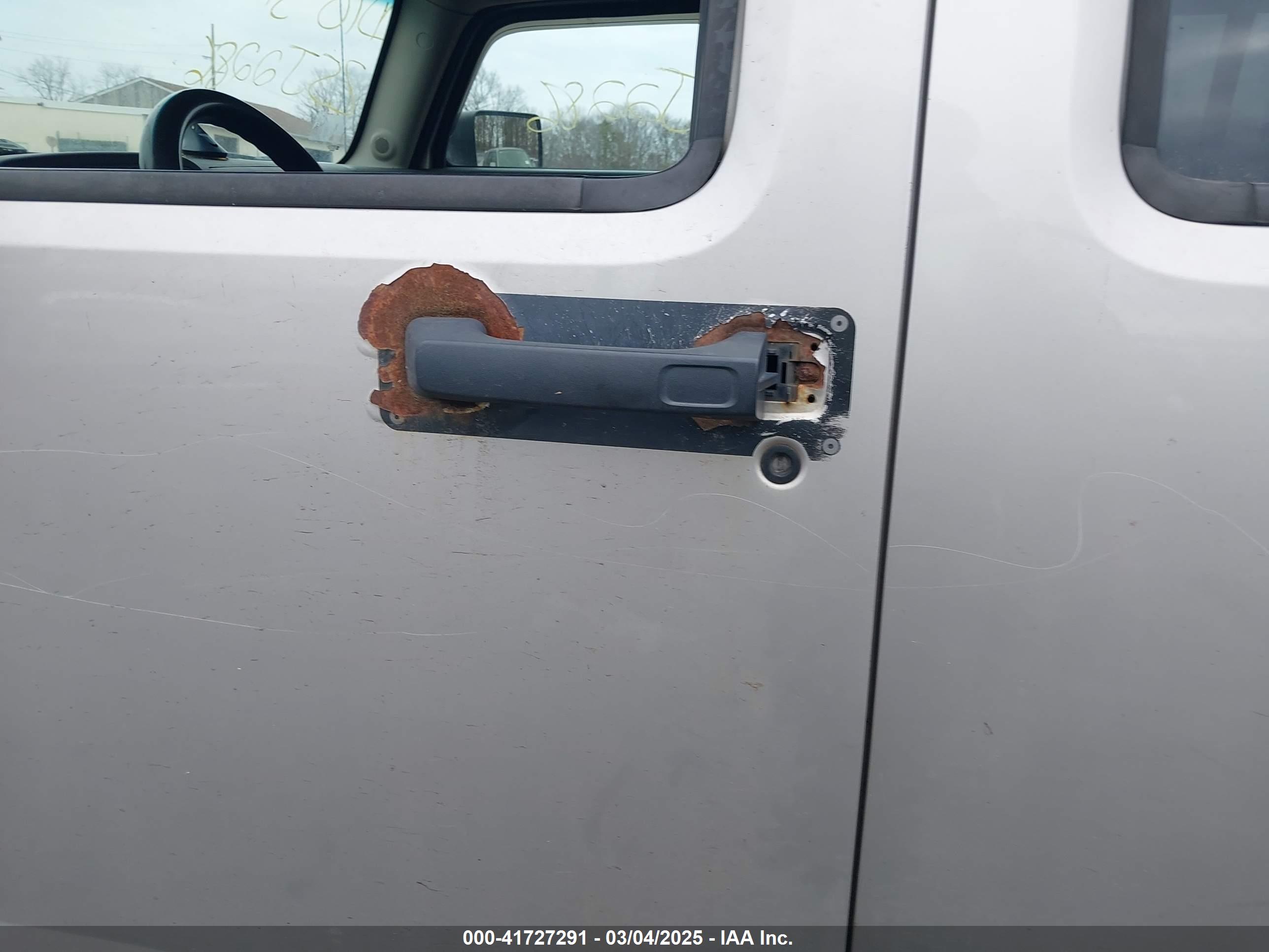 HUMMER H3 image 6