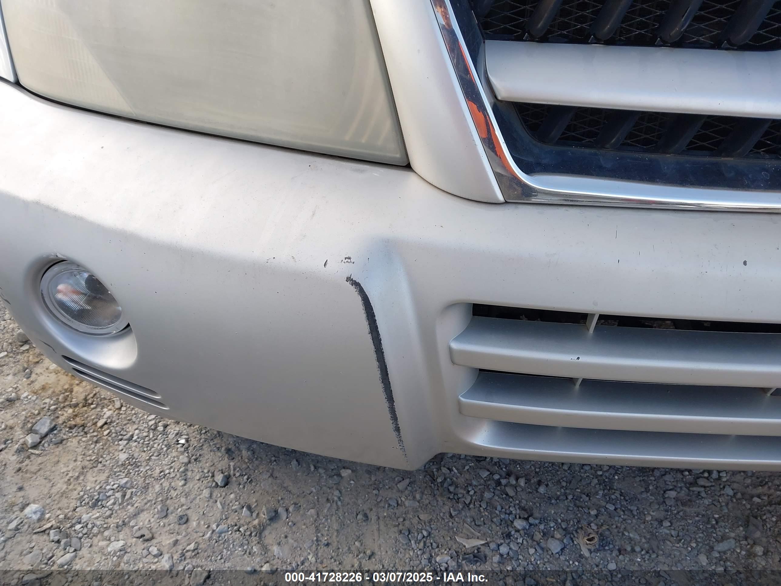 MITSUBISHI MONTERO image 6