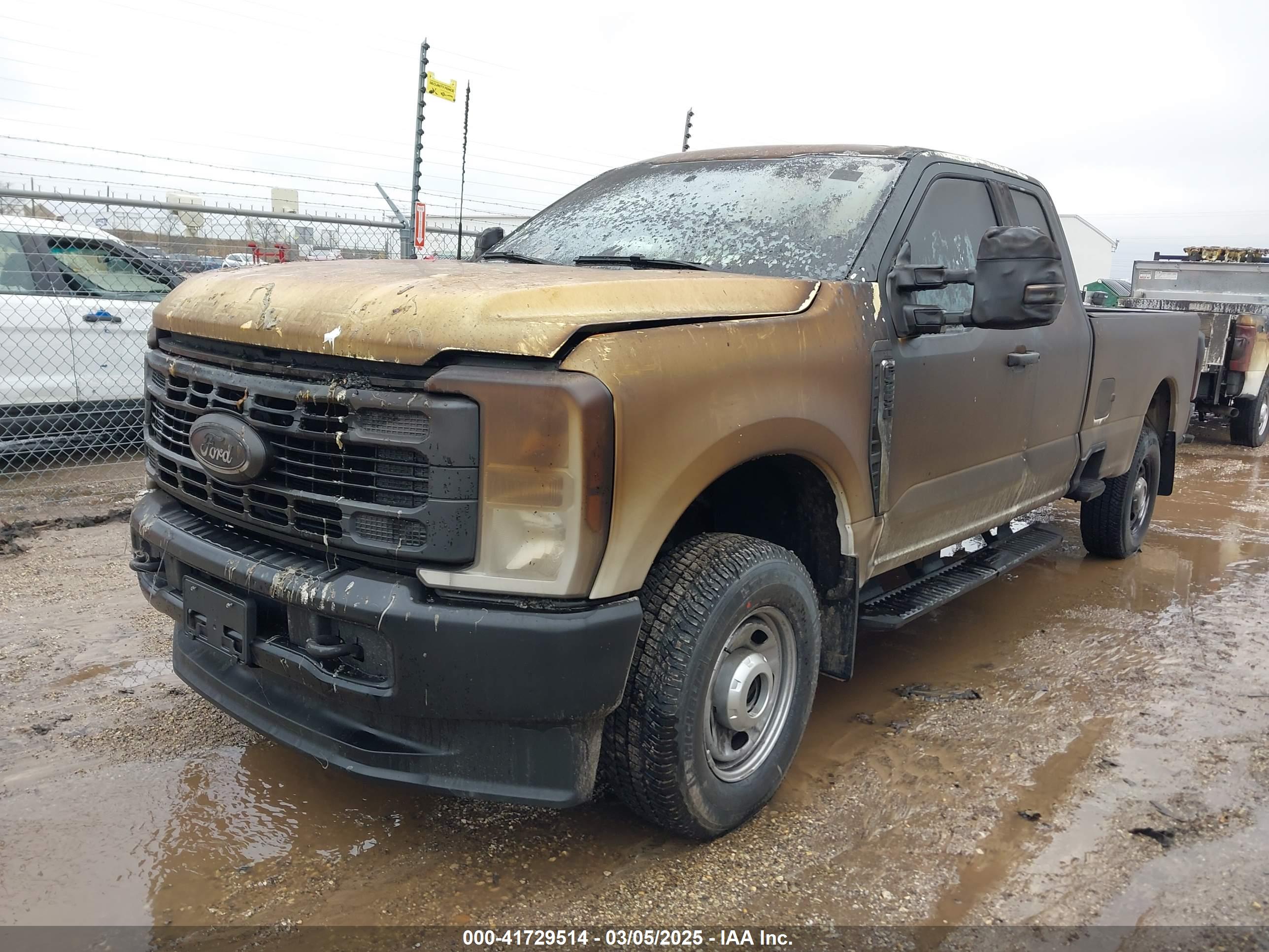 FORD F-250 image 2