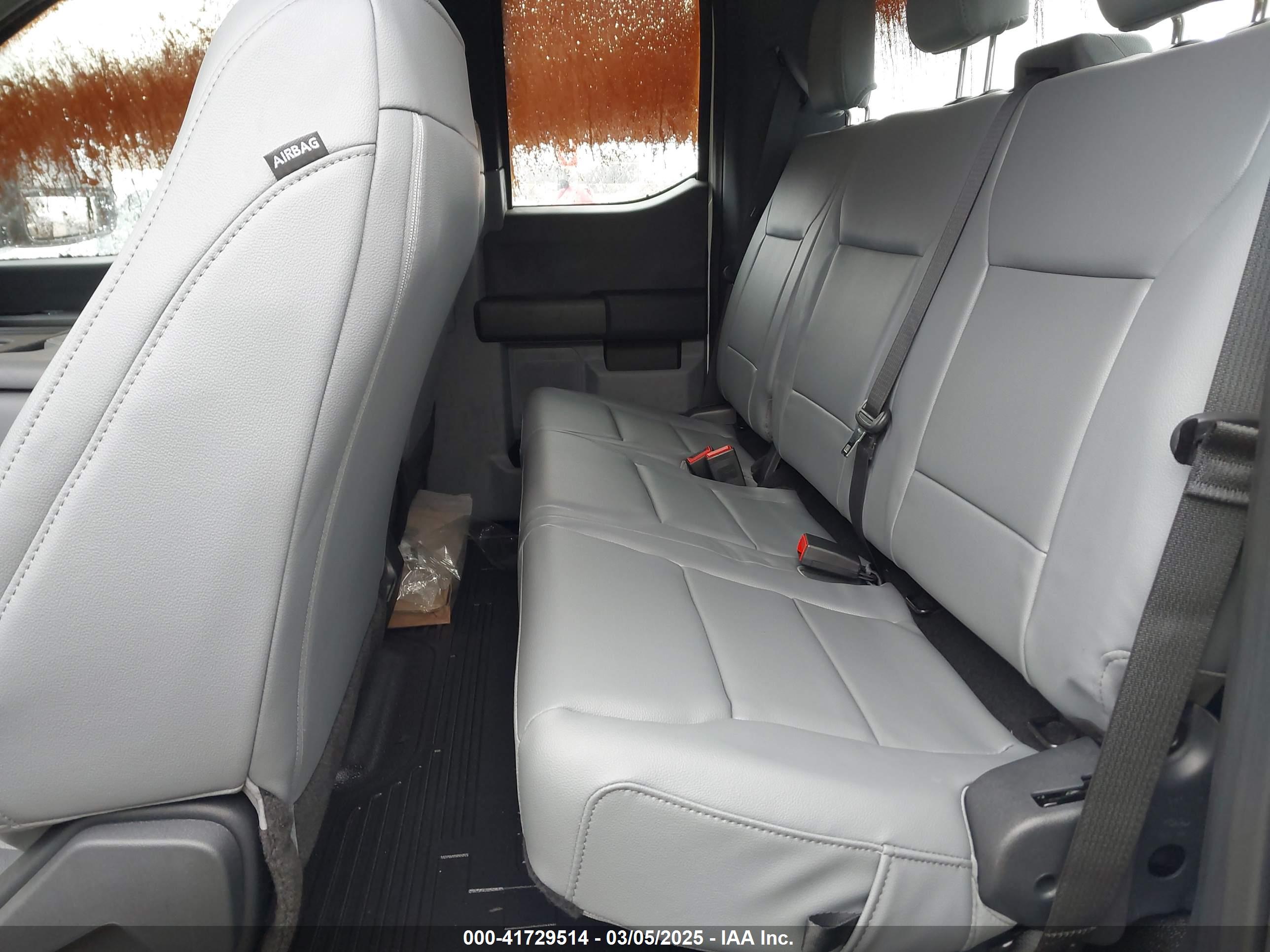 FORD F-250 image 7