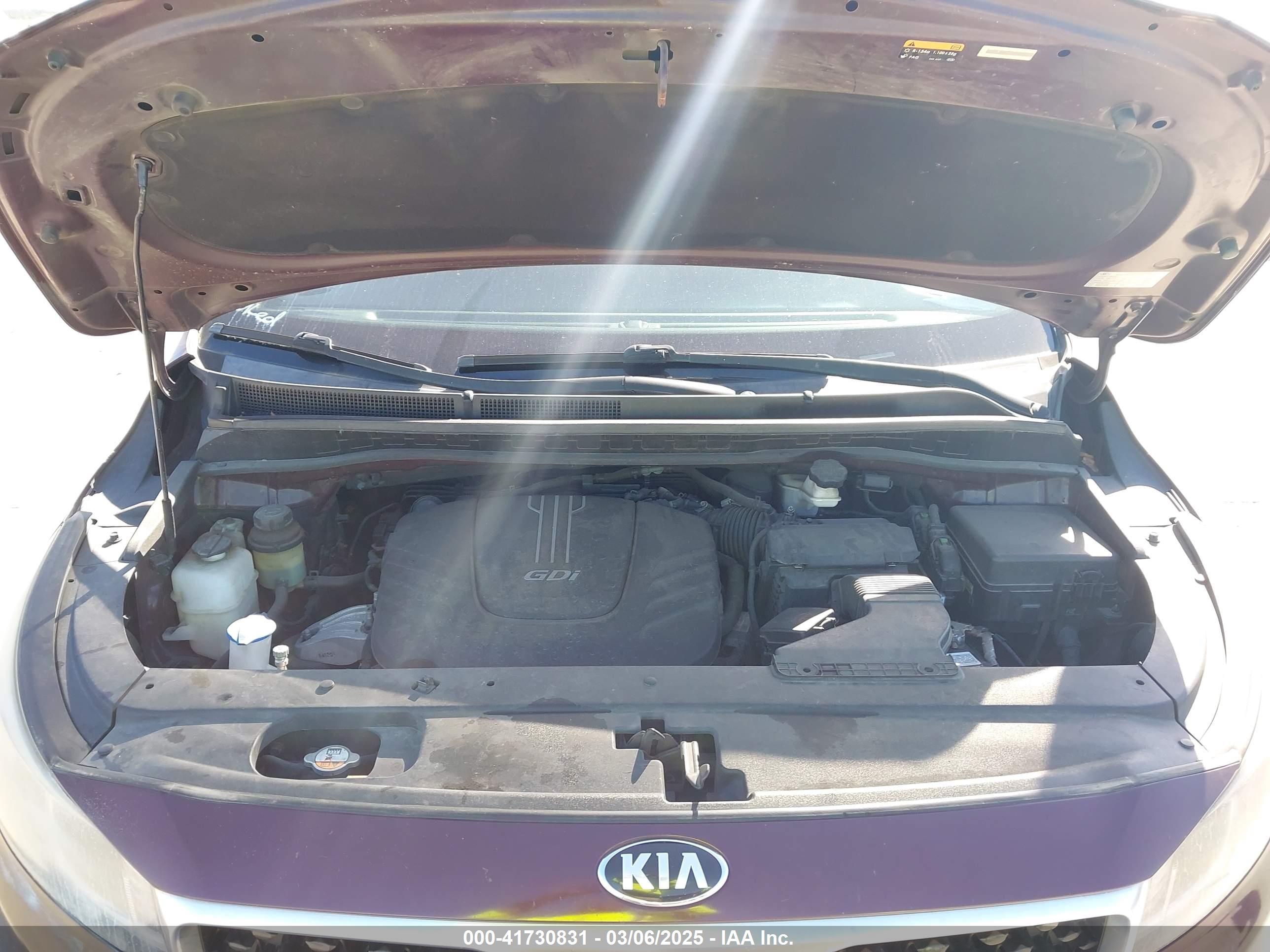 KIA SEDONA image 10