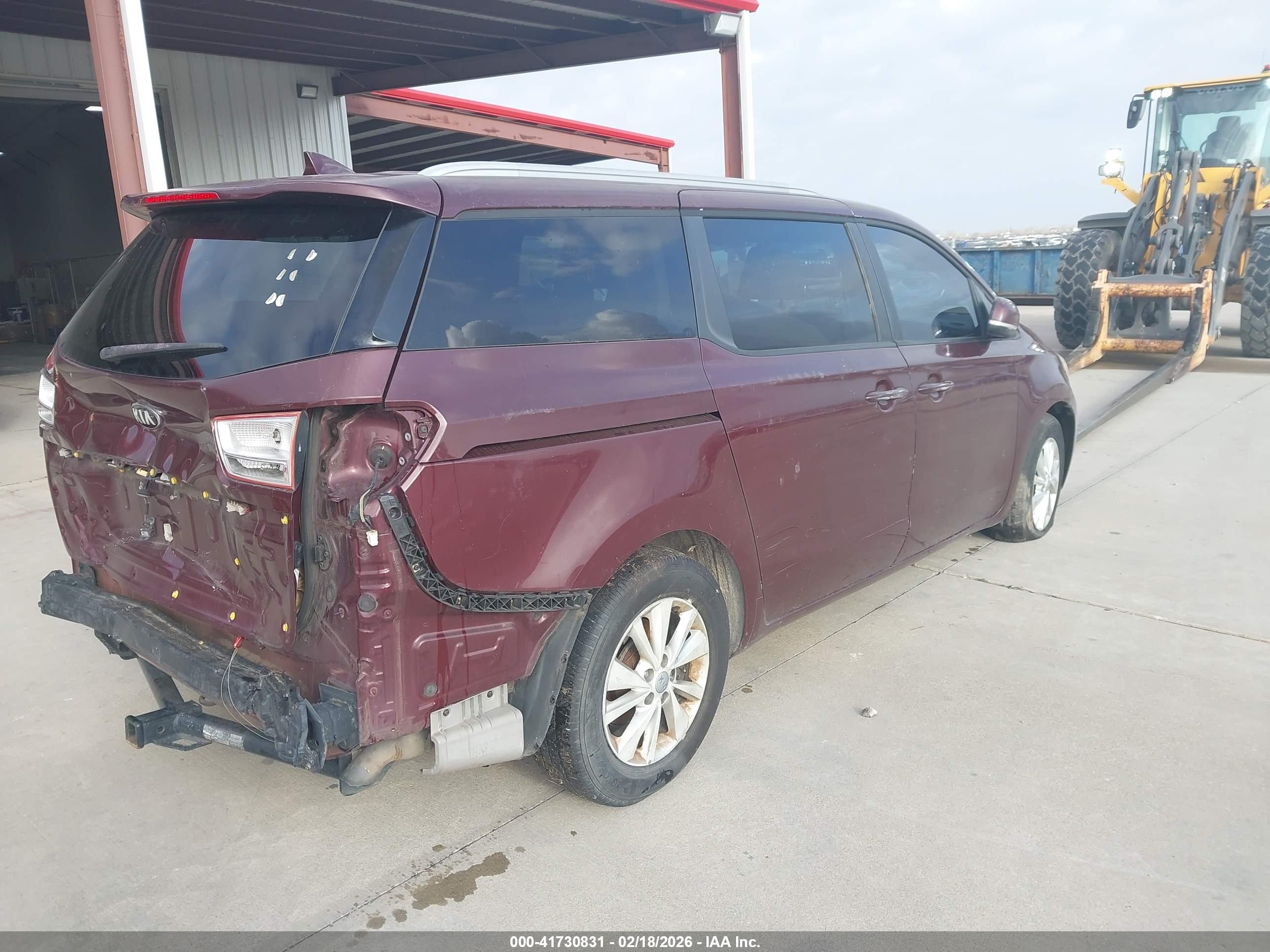 KIA SEDONA image 4