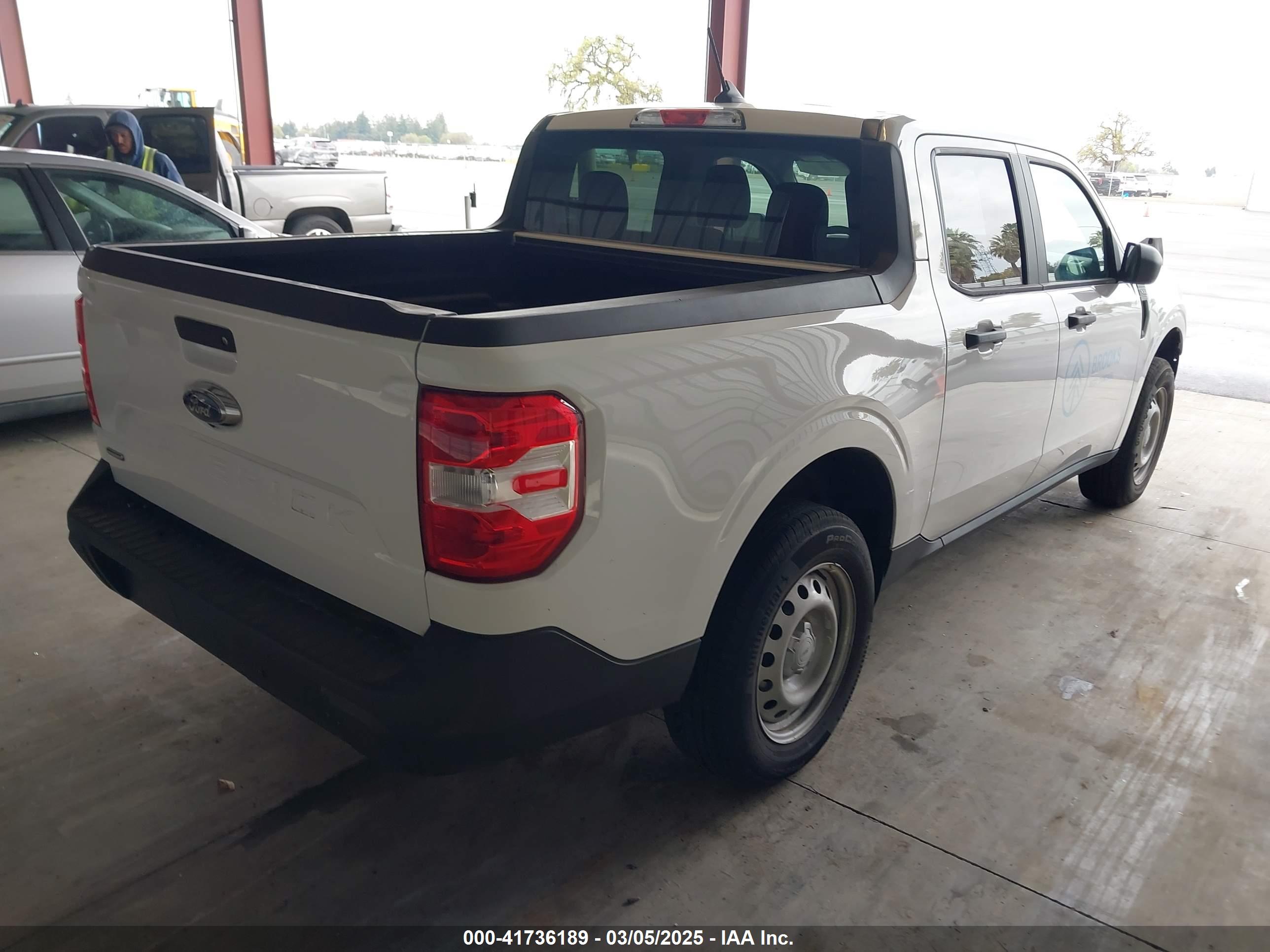 FORD MAVERICK image 4