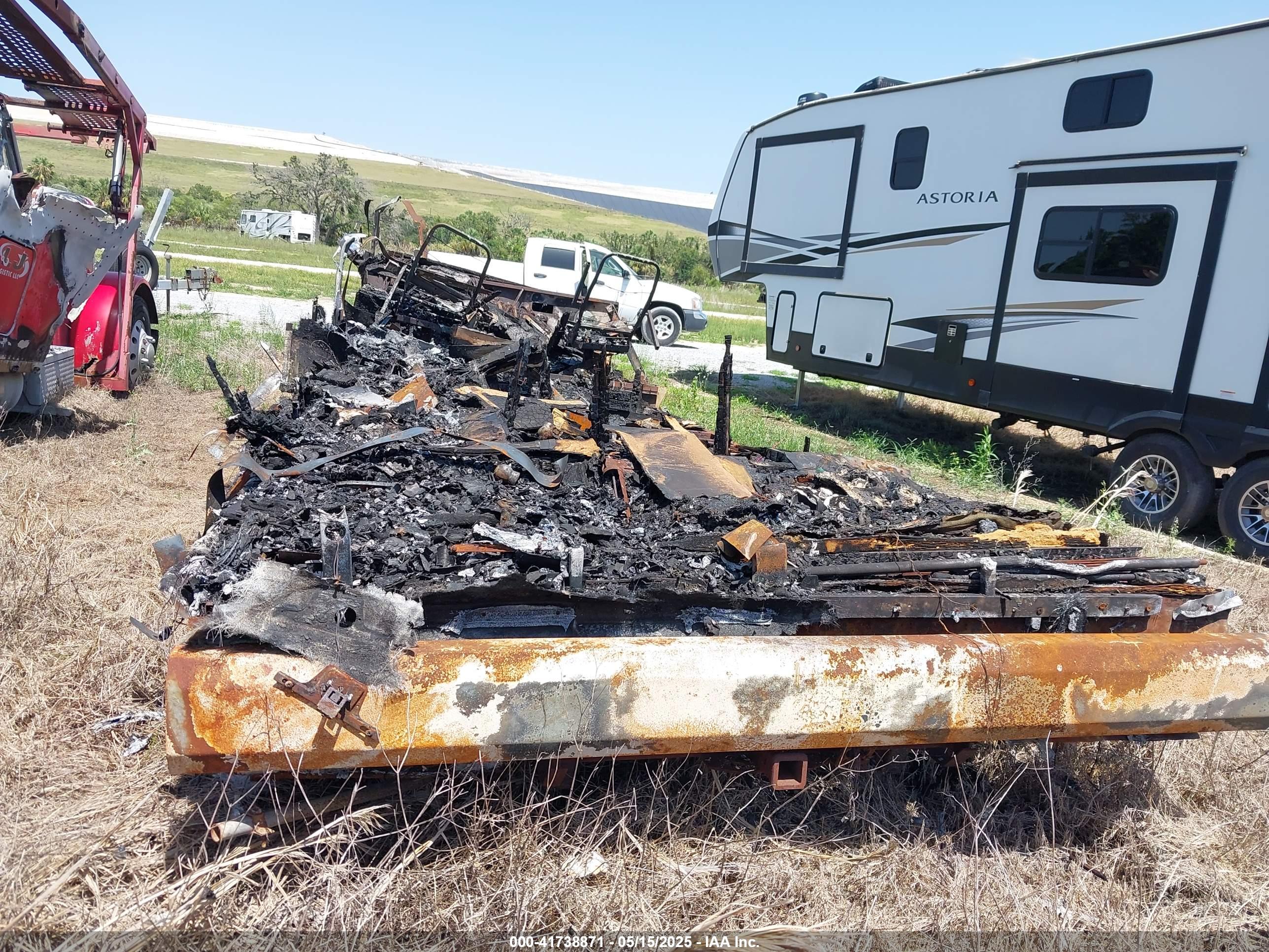 FORD E-450 image 8