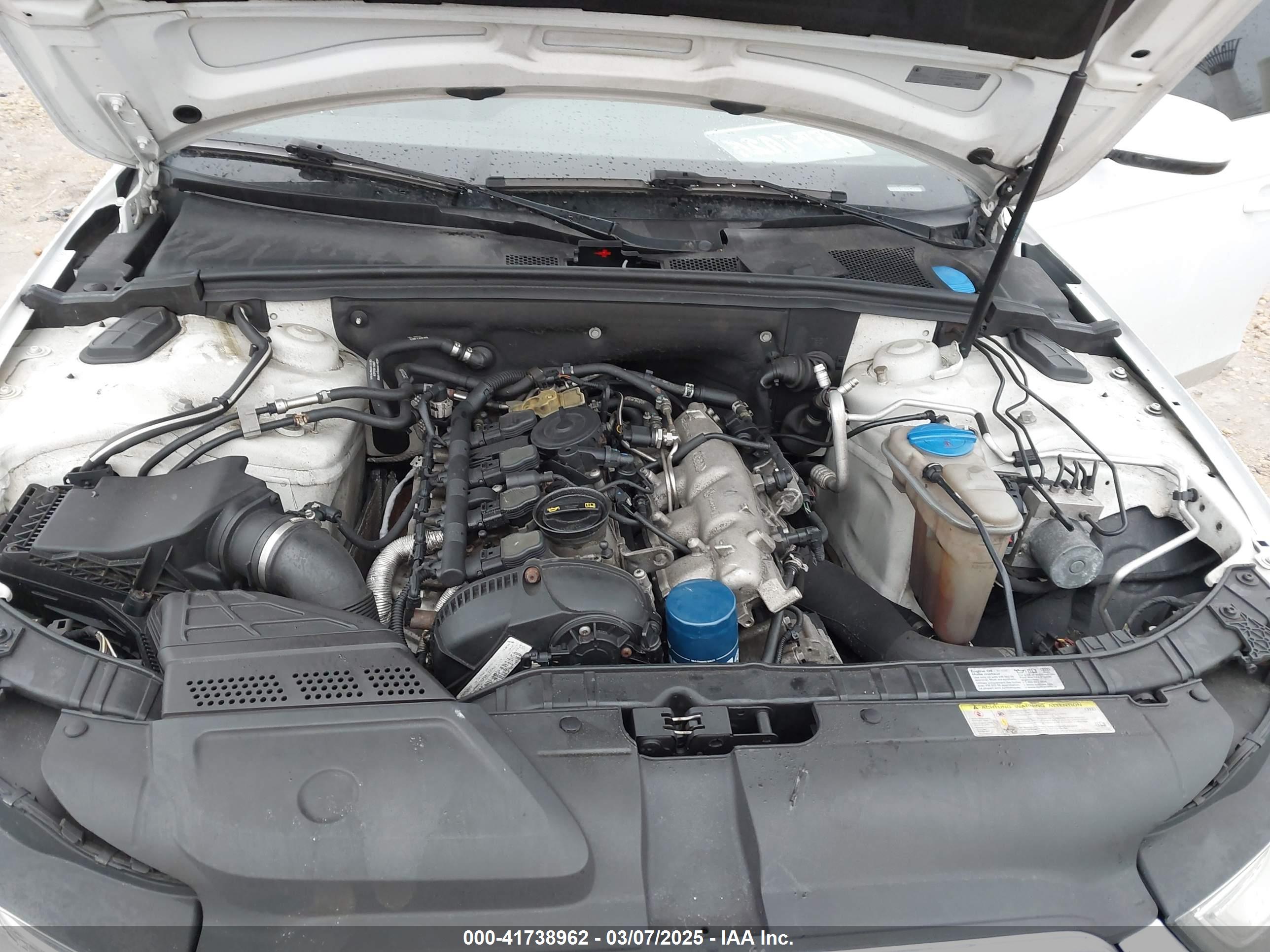 AUDI A4 image 10