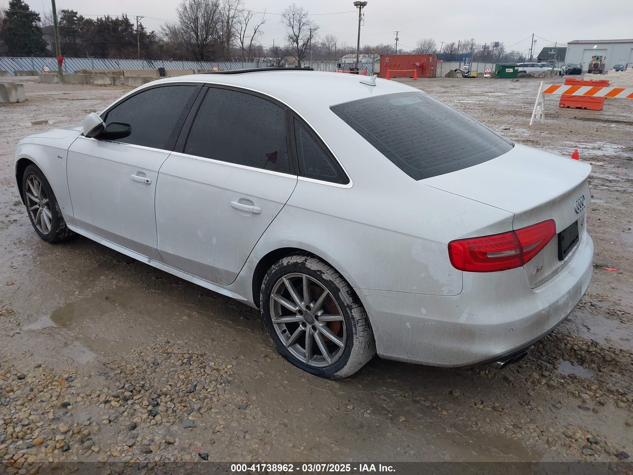 AUDI A4 image 3