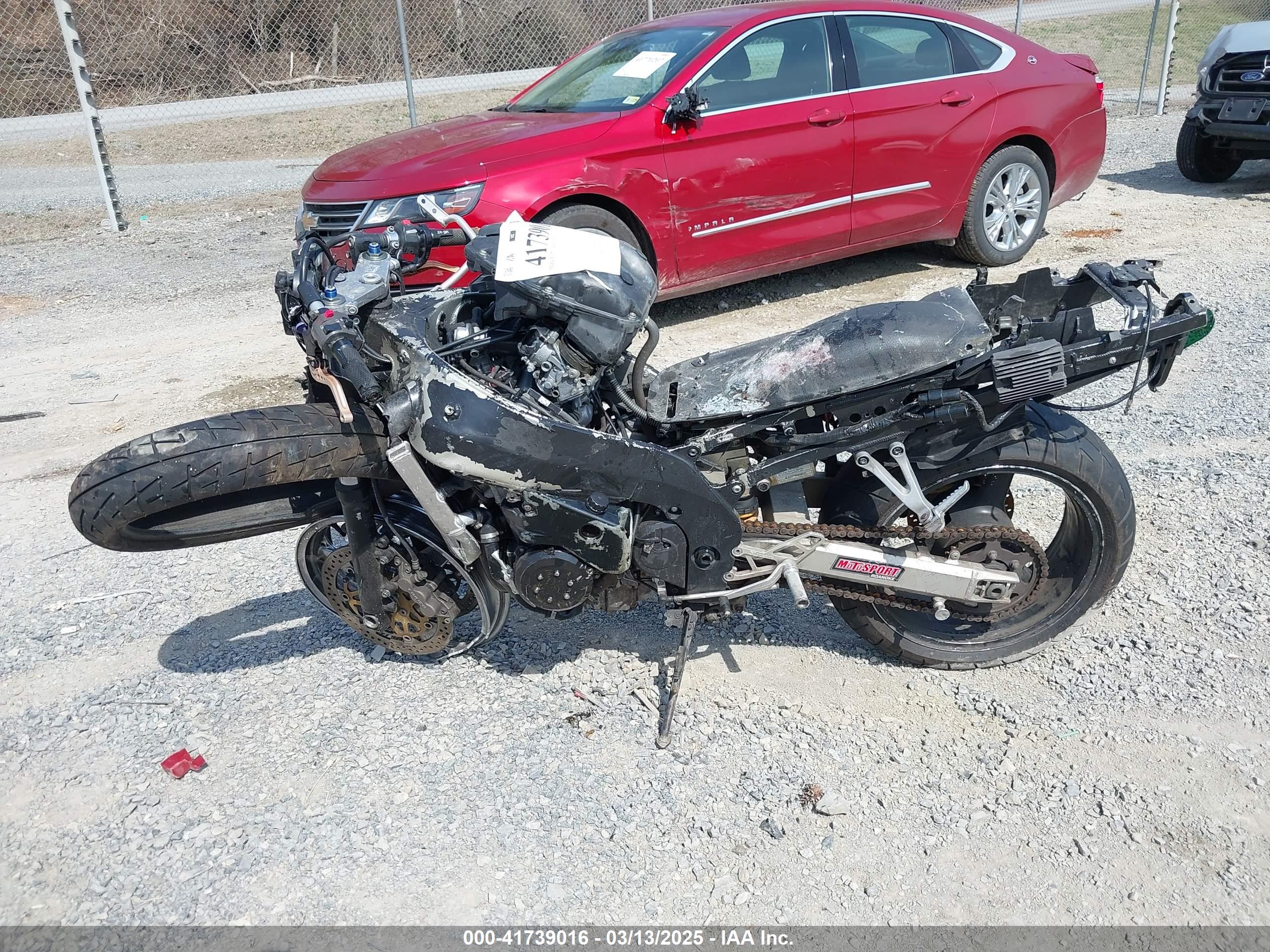 KAWASAKI ZX900 image 9