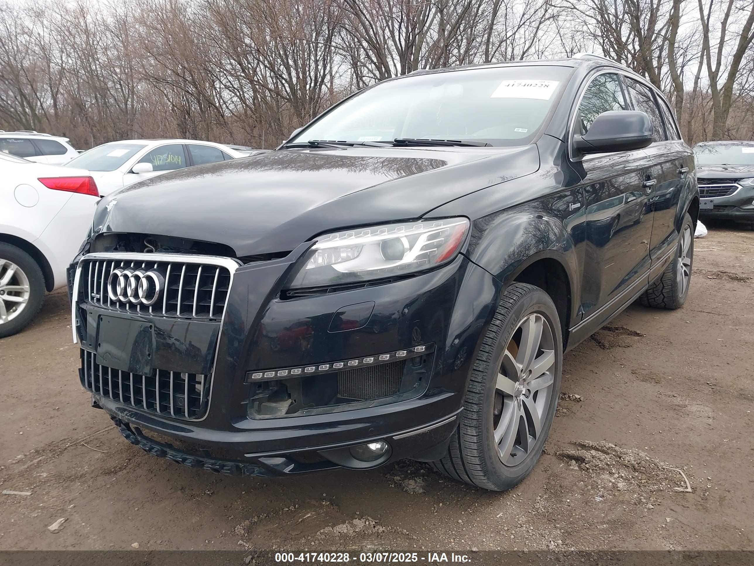 AUDI Q7 image 6