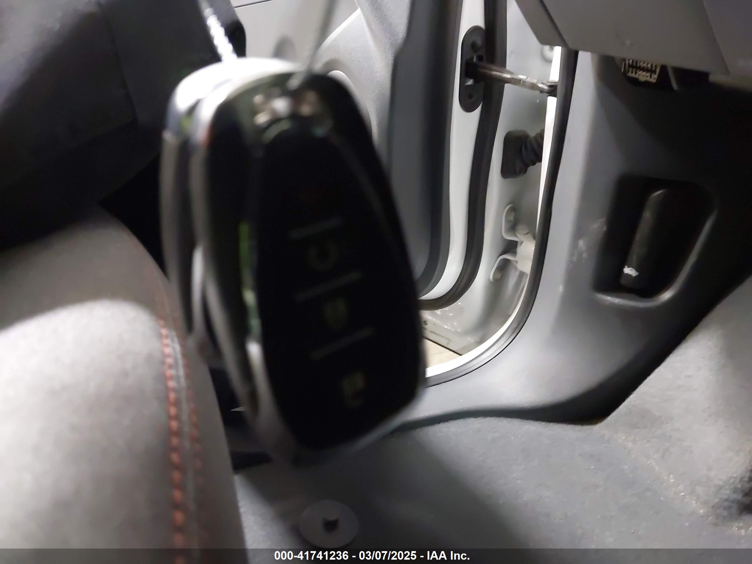 CHEVROLET BOLT image 11
