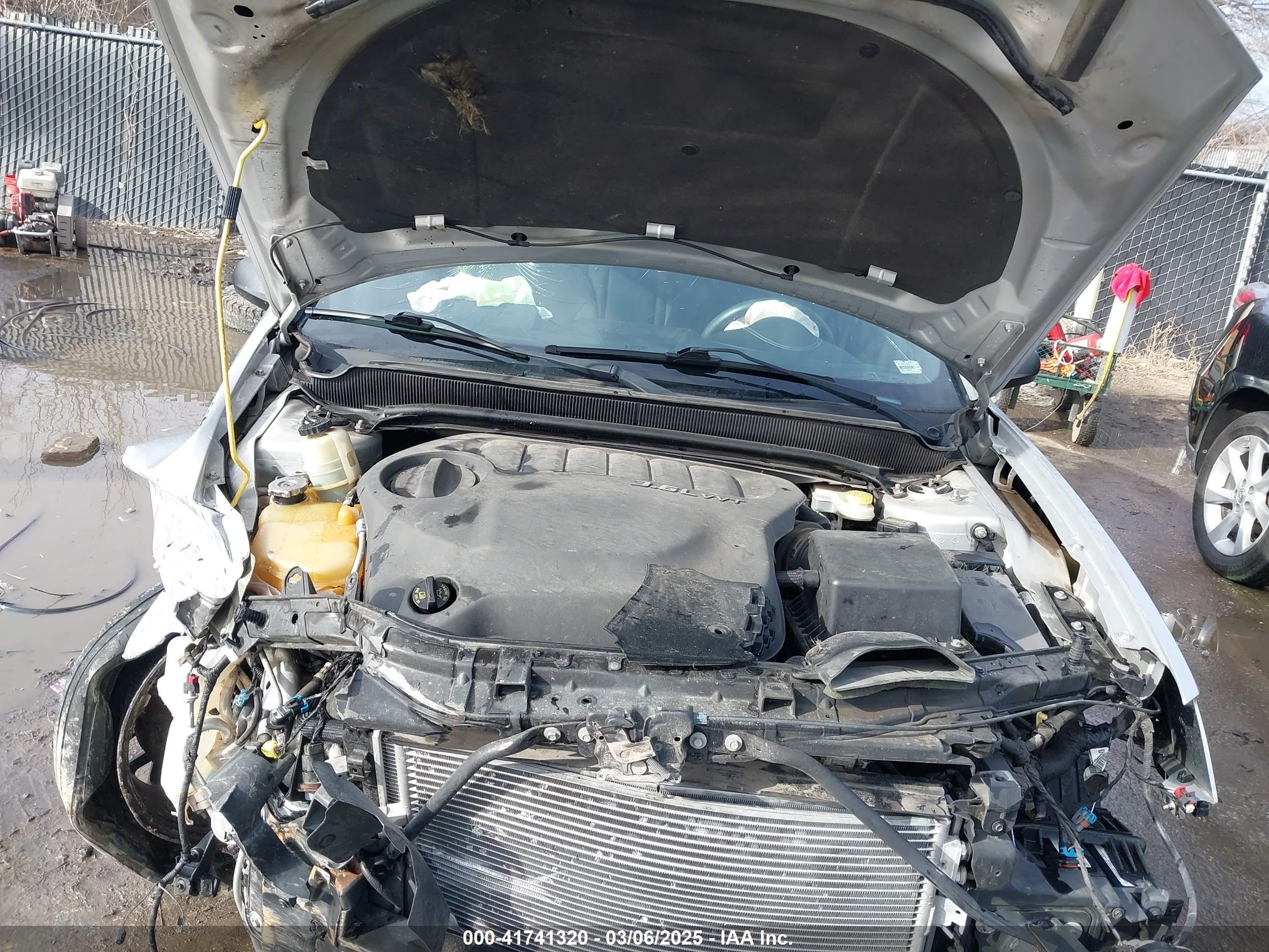 DODGE AVENGER image 10