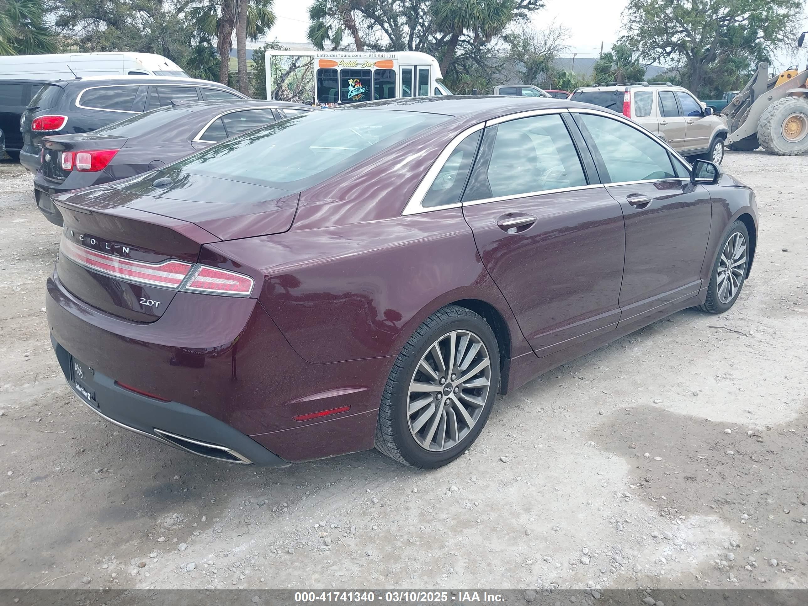 LINCOLN MKZ image 4