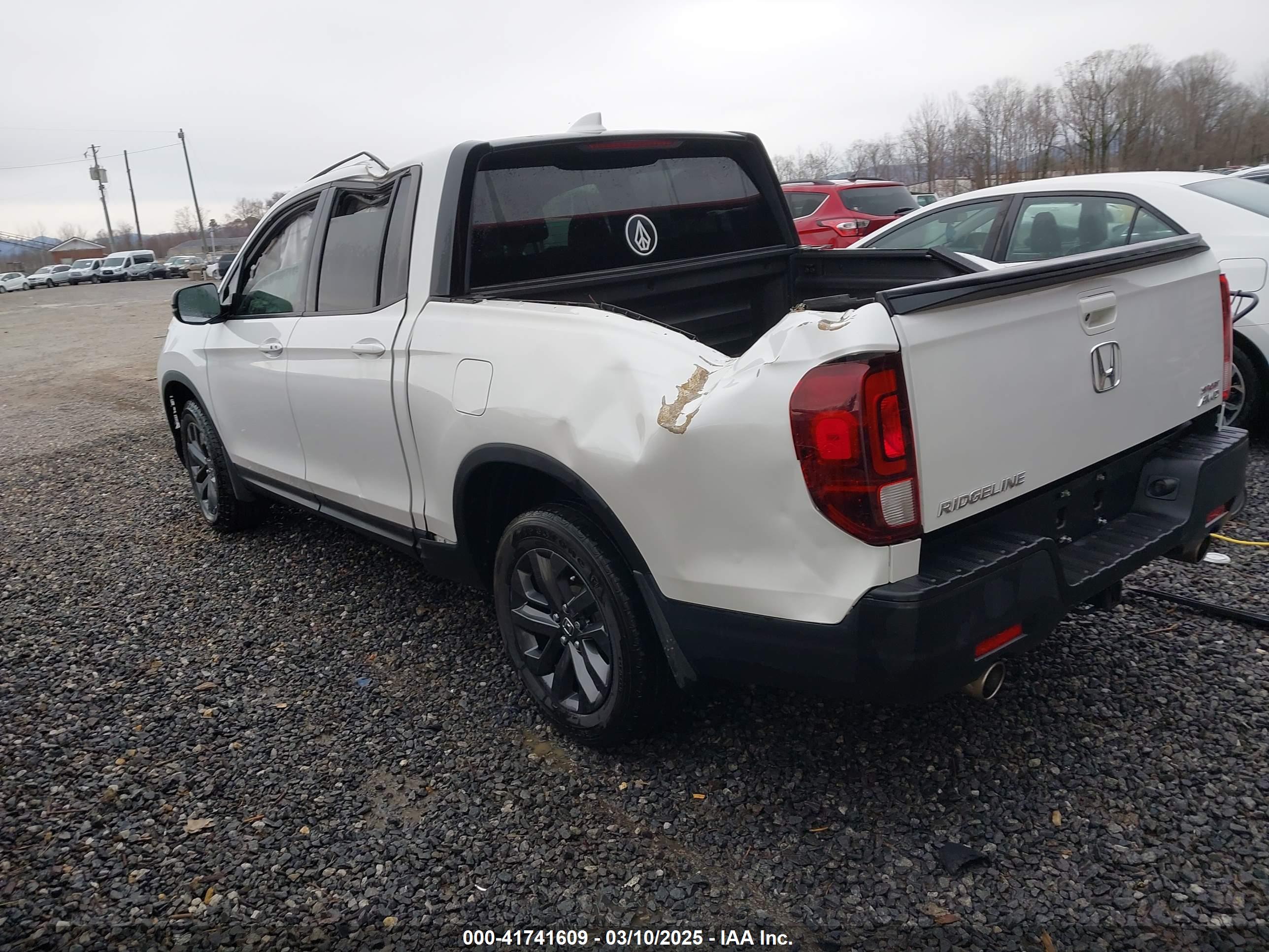 HONDA RIDGELINE image 3