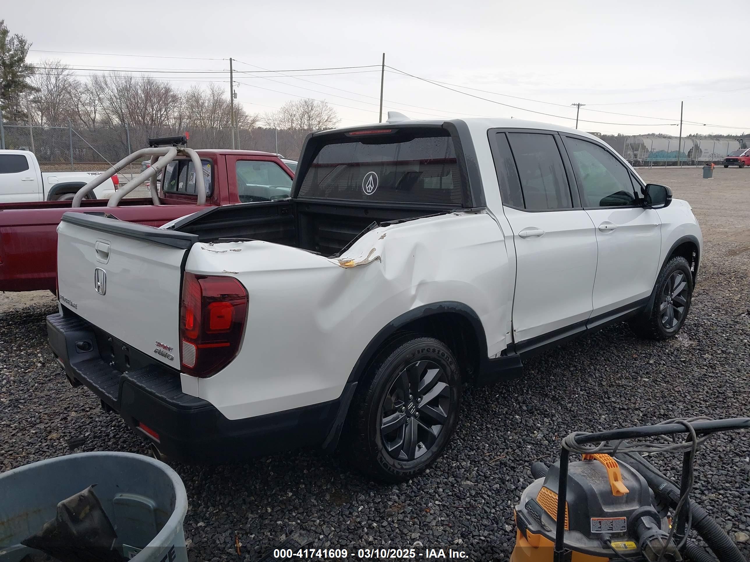 HONDA RIDGELINE image 4