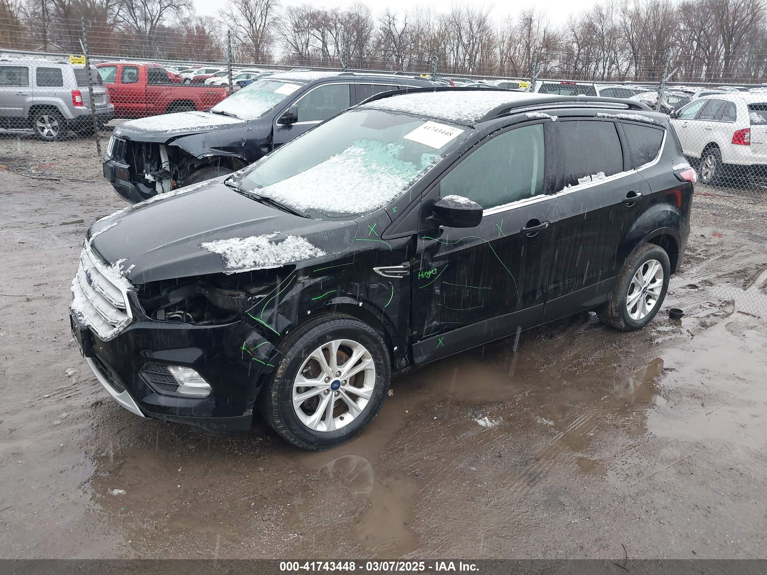 FORD ESCAPE image 2