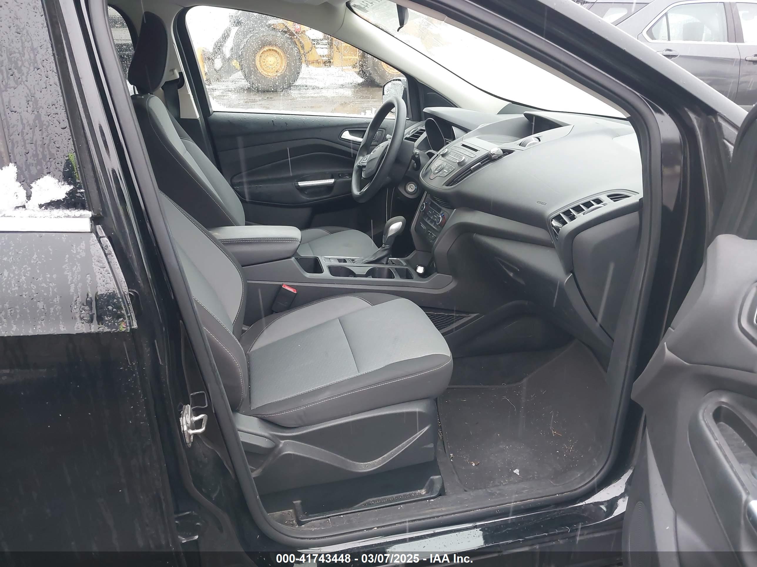 FORD ESCAPE image 5
