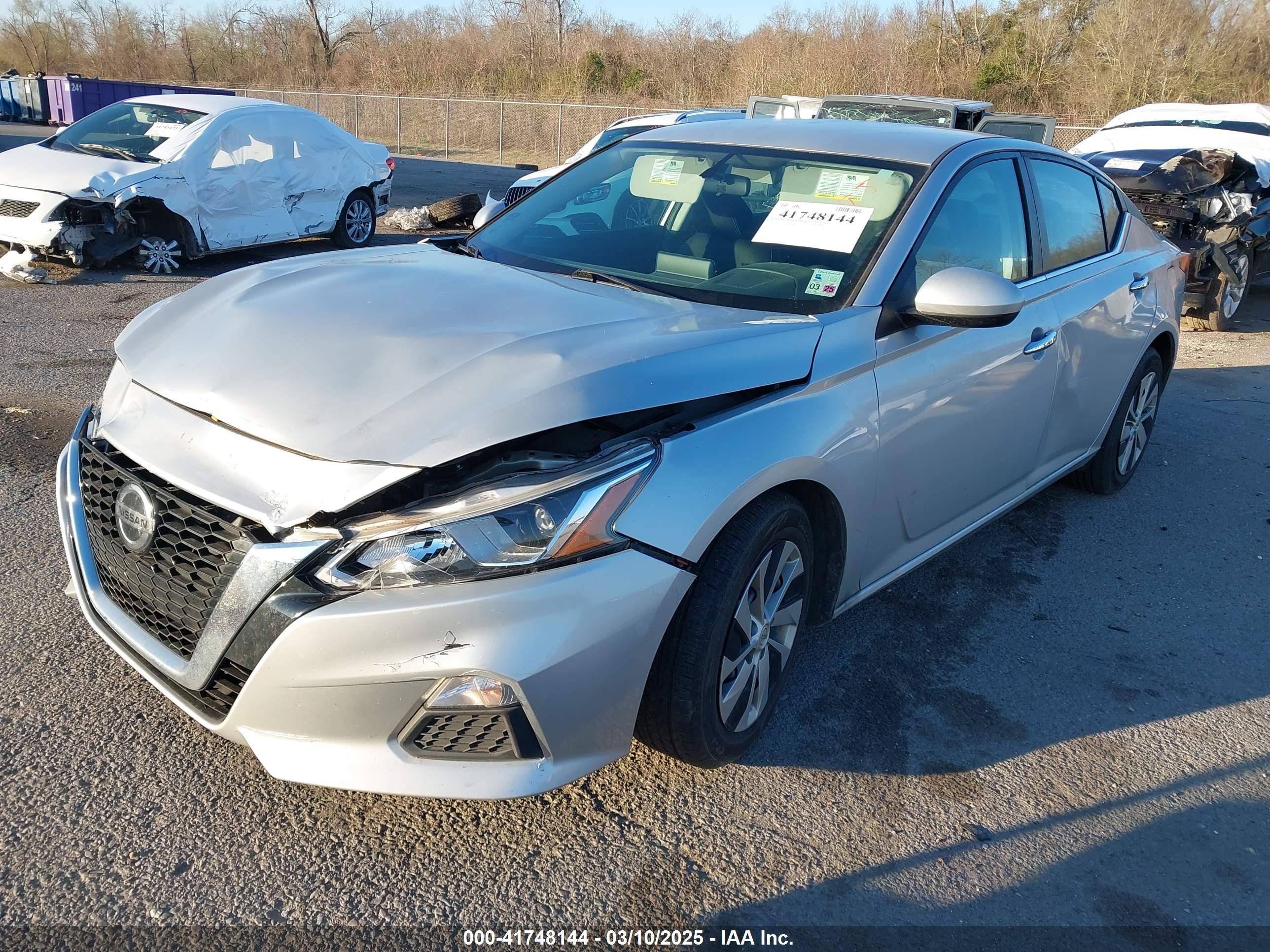 NISSAN ALTIMA image 2