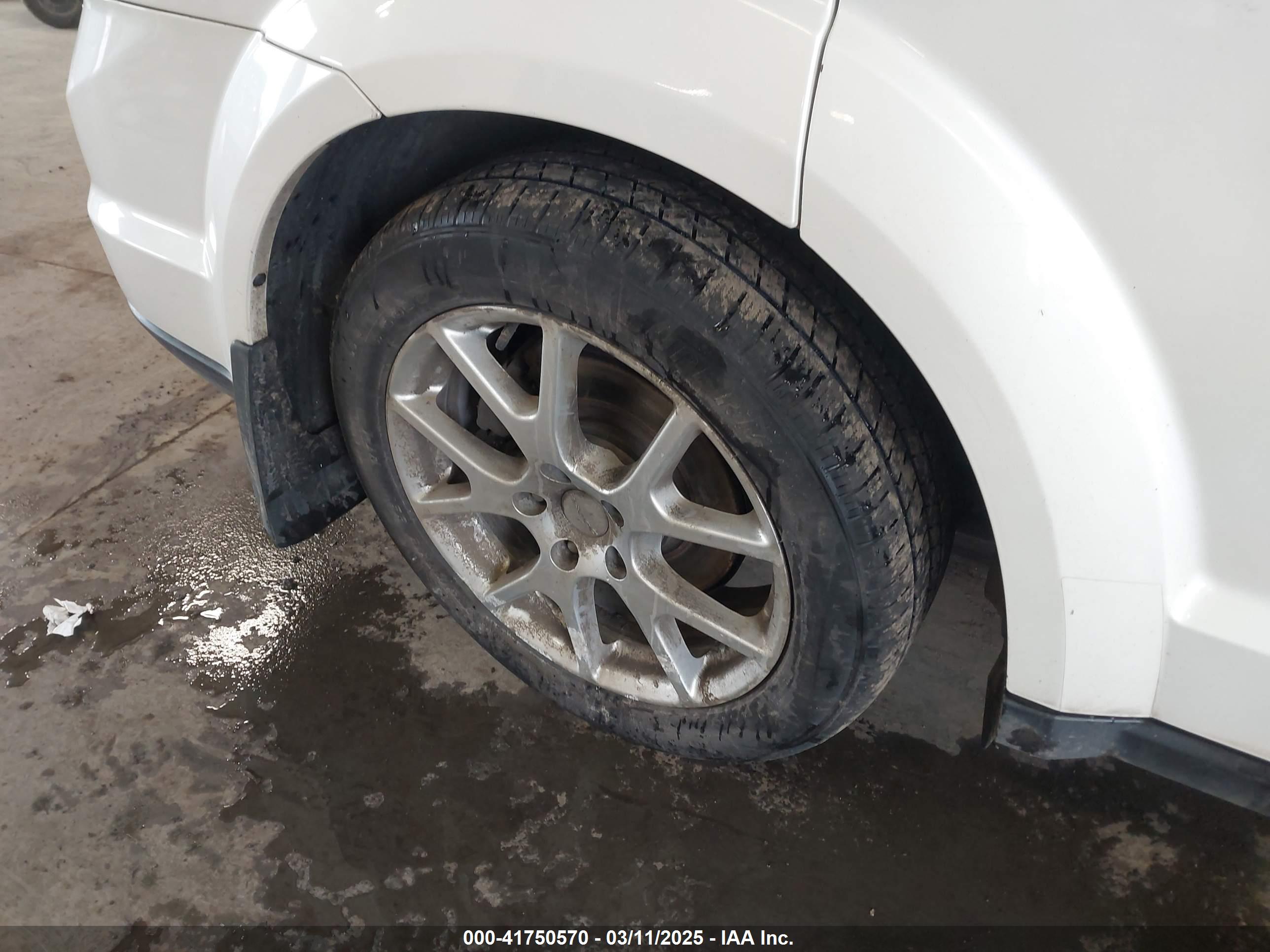 DODGE JOURNEY image 6
