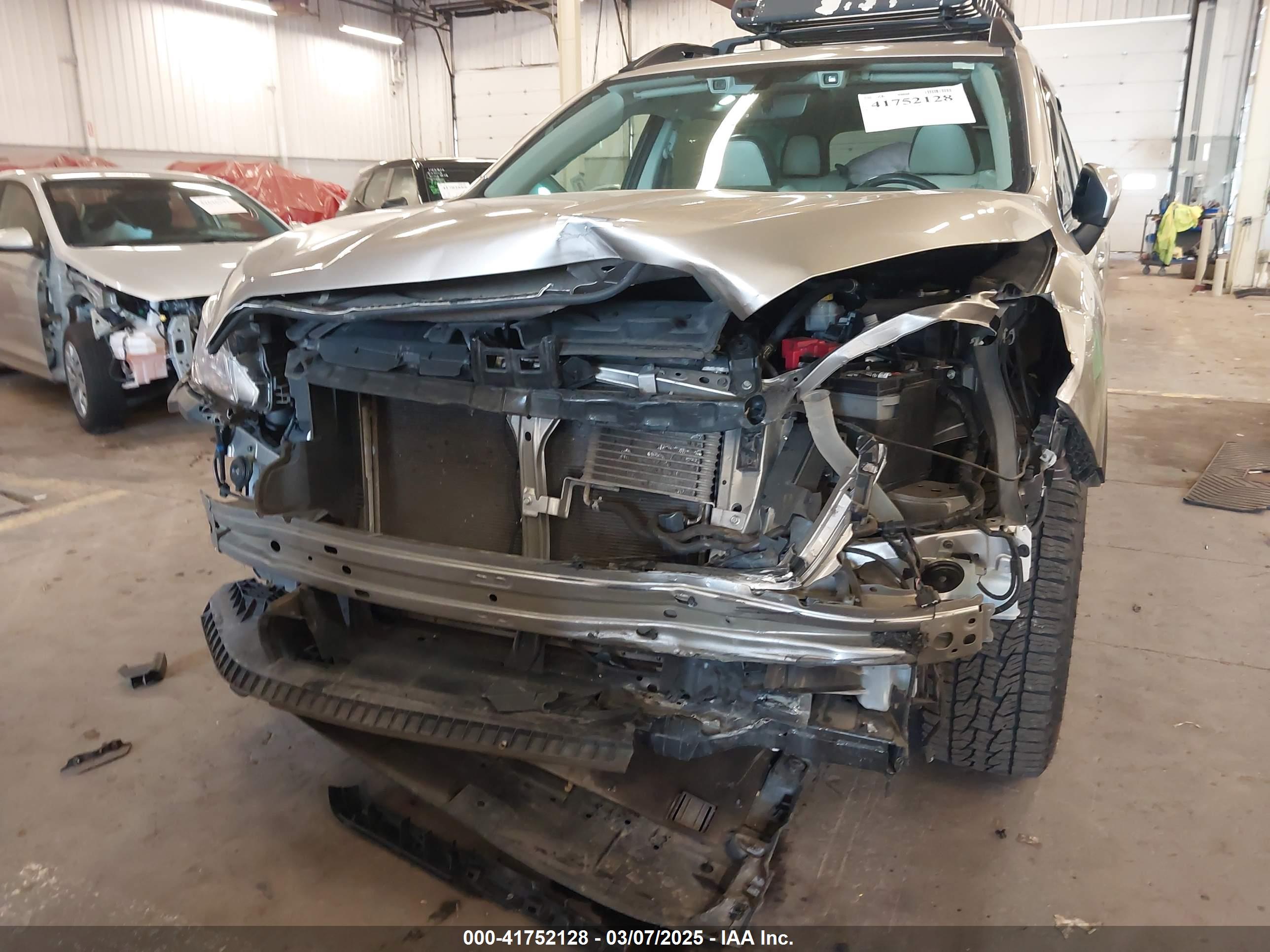 SUBARU ASCENT image 6