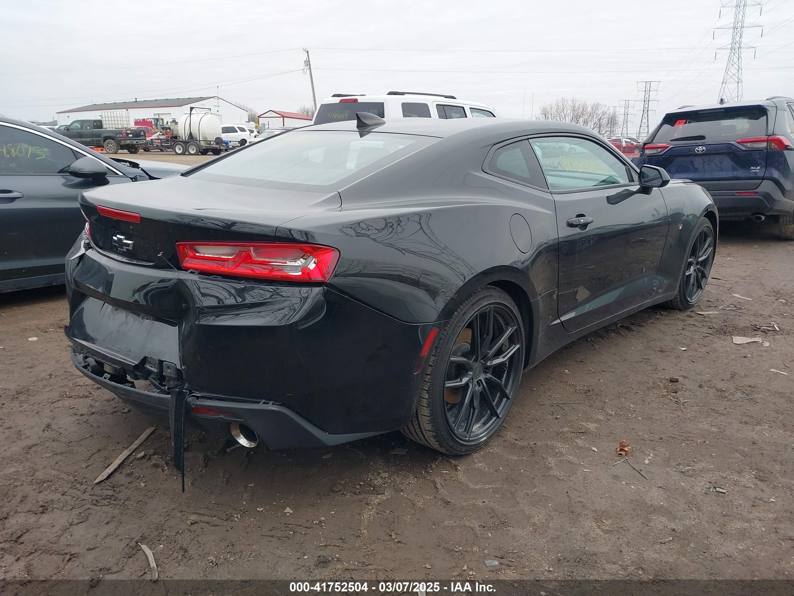 CHEVROLET CAMARO image 4