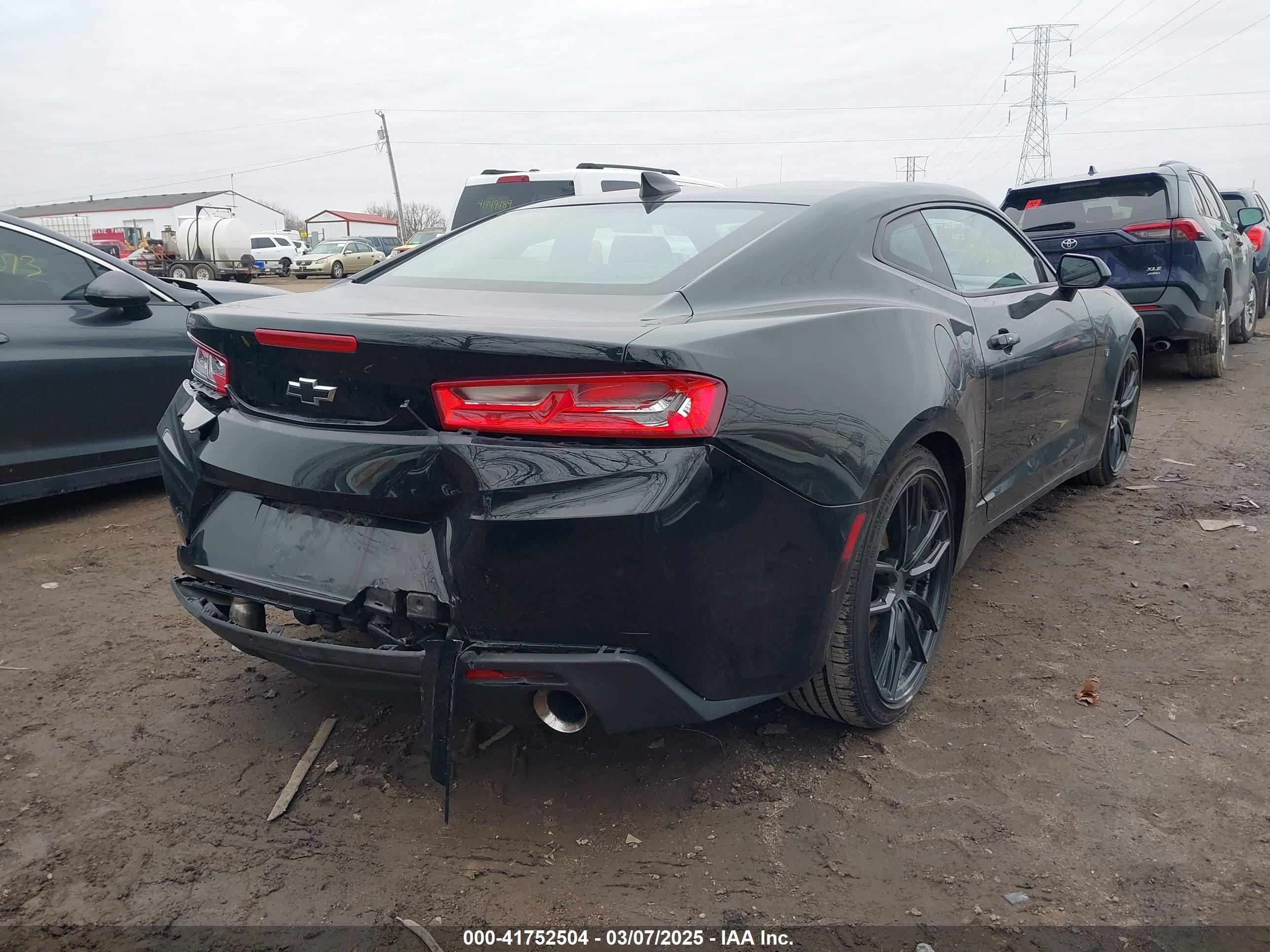 CHEVROLET CAMARO image 6