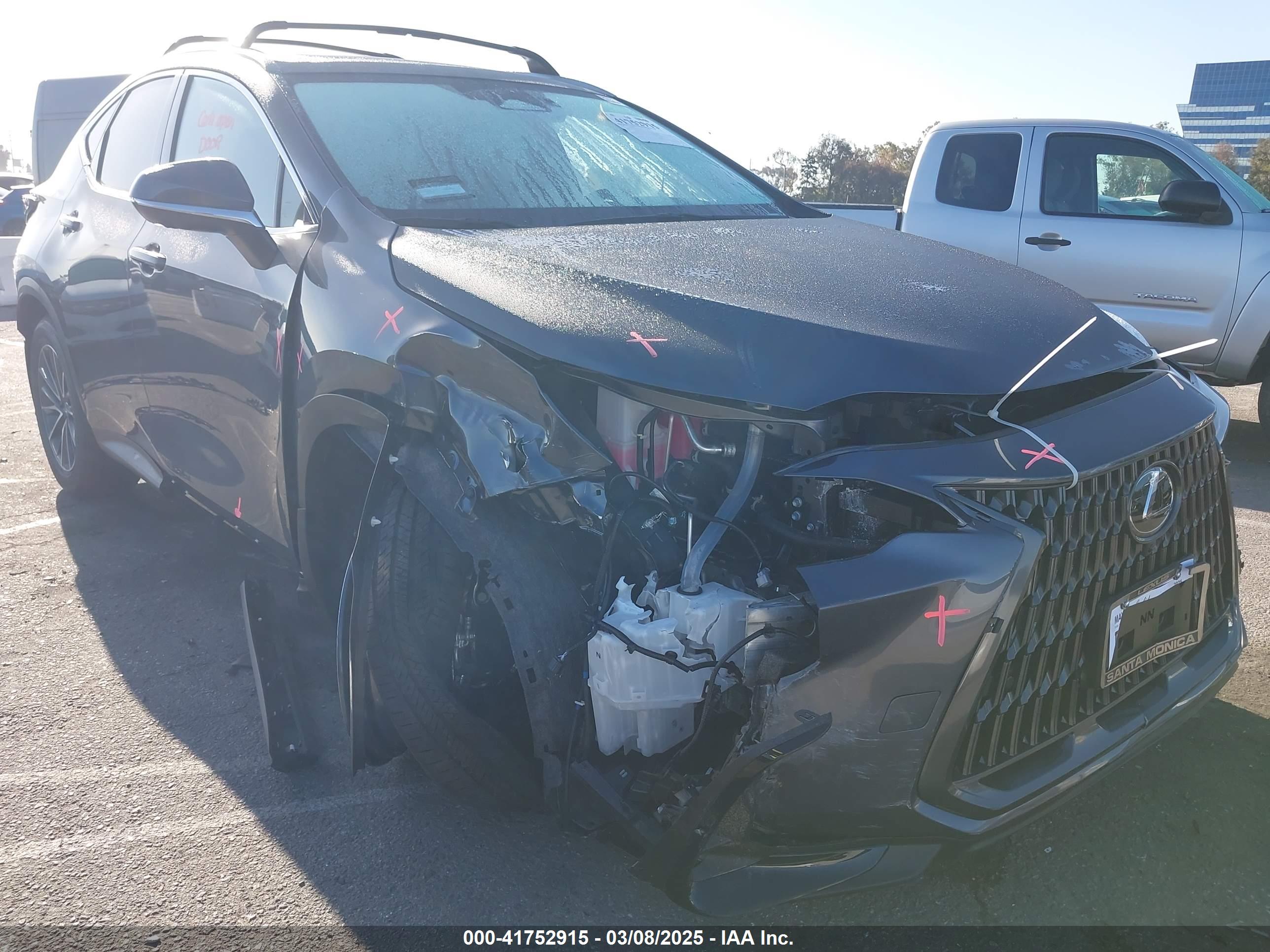 LEXUS NX image 6