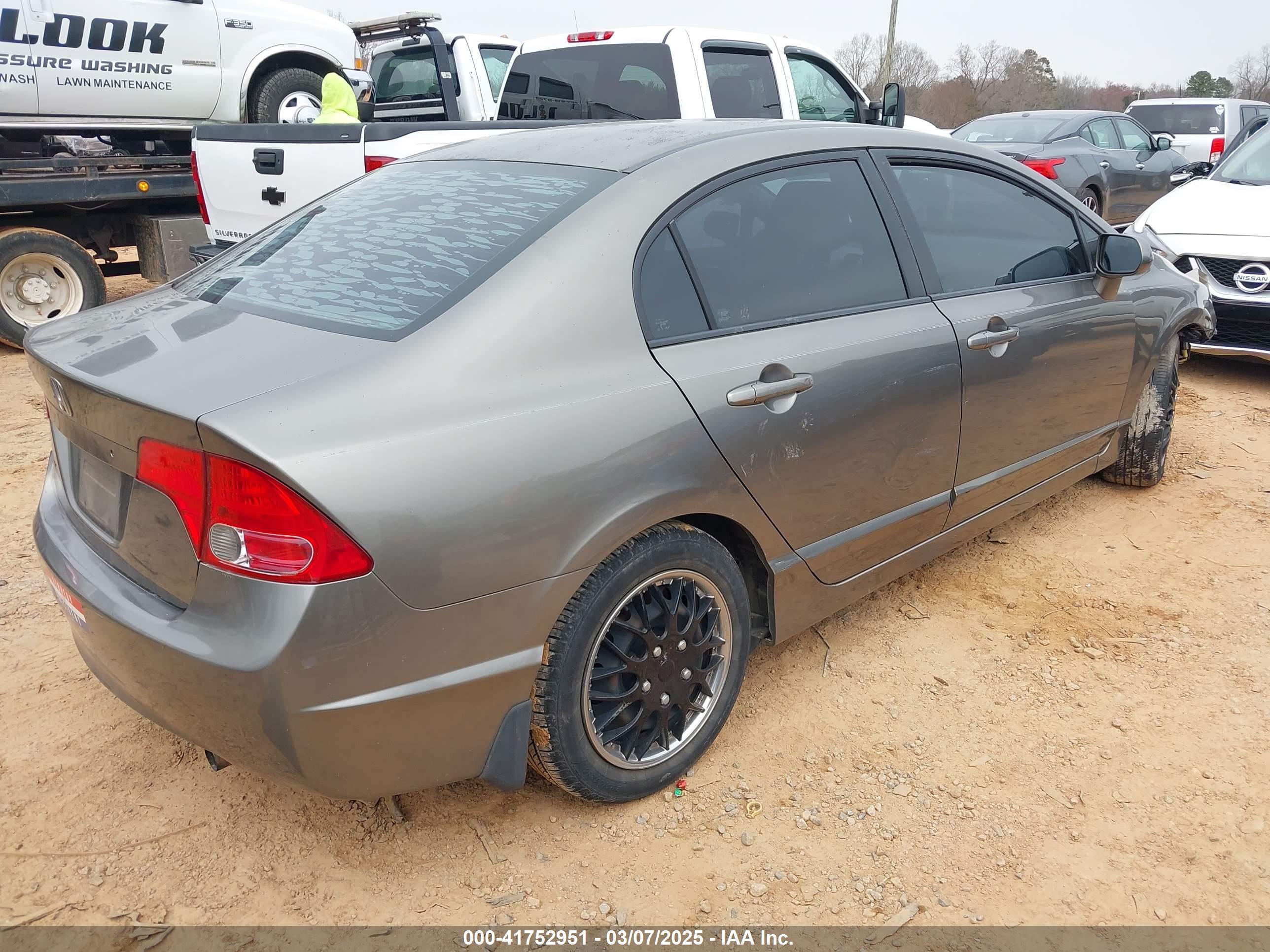 HONDA CIVIC image 4