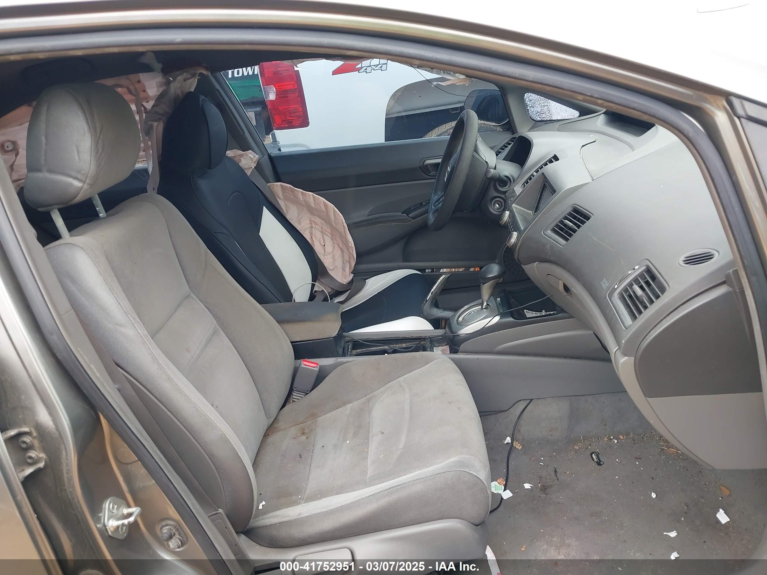 HONDA CIVIC image 5