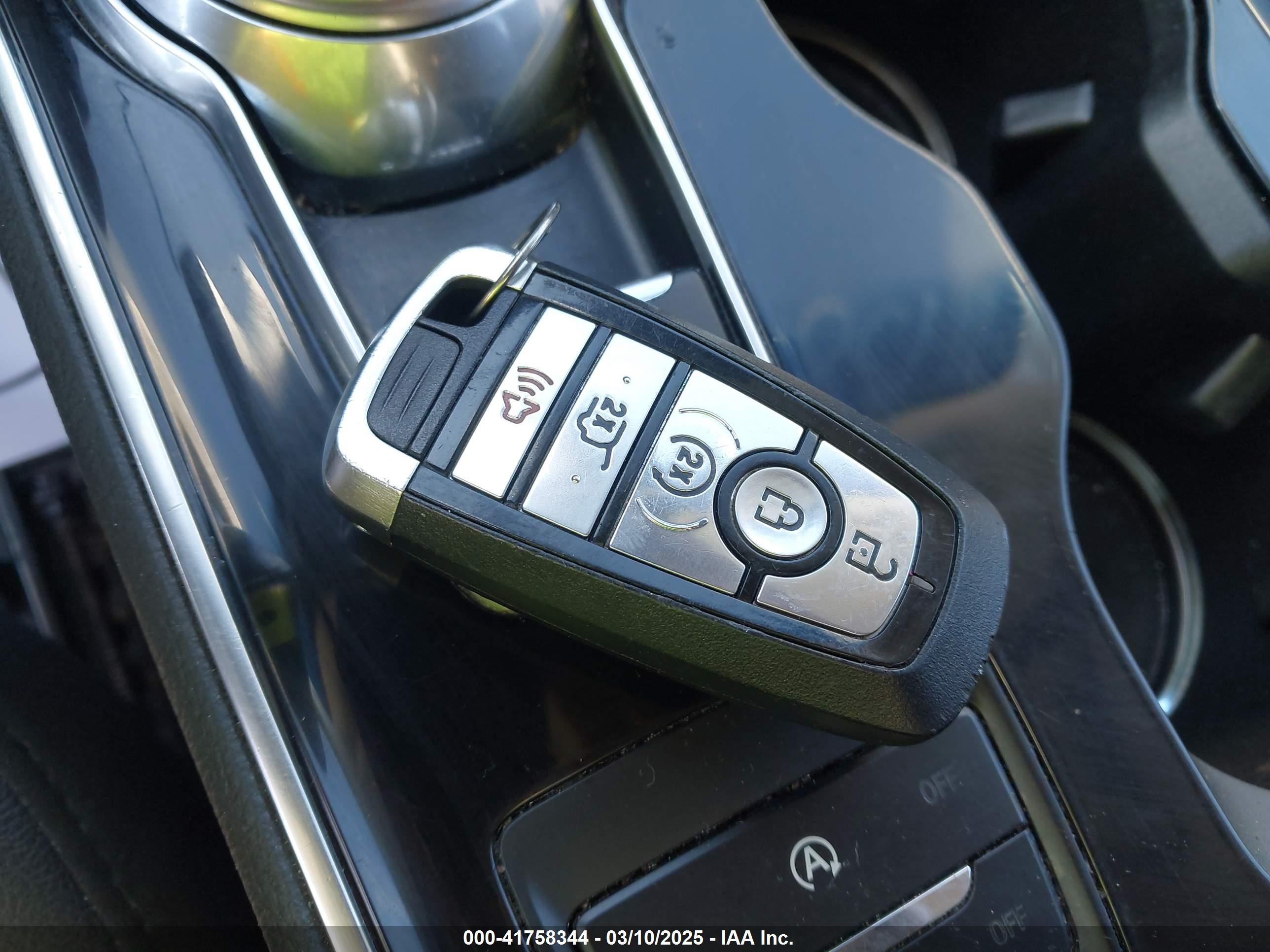 FORD EDGE image 11
