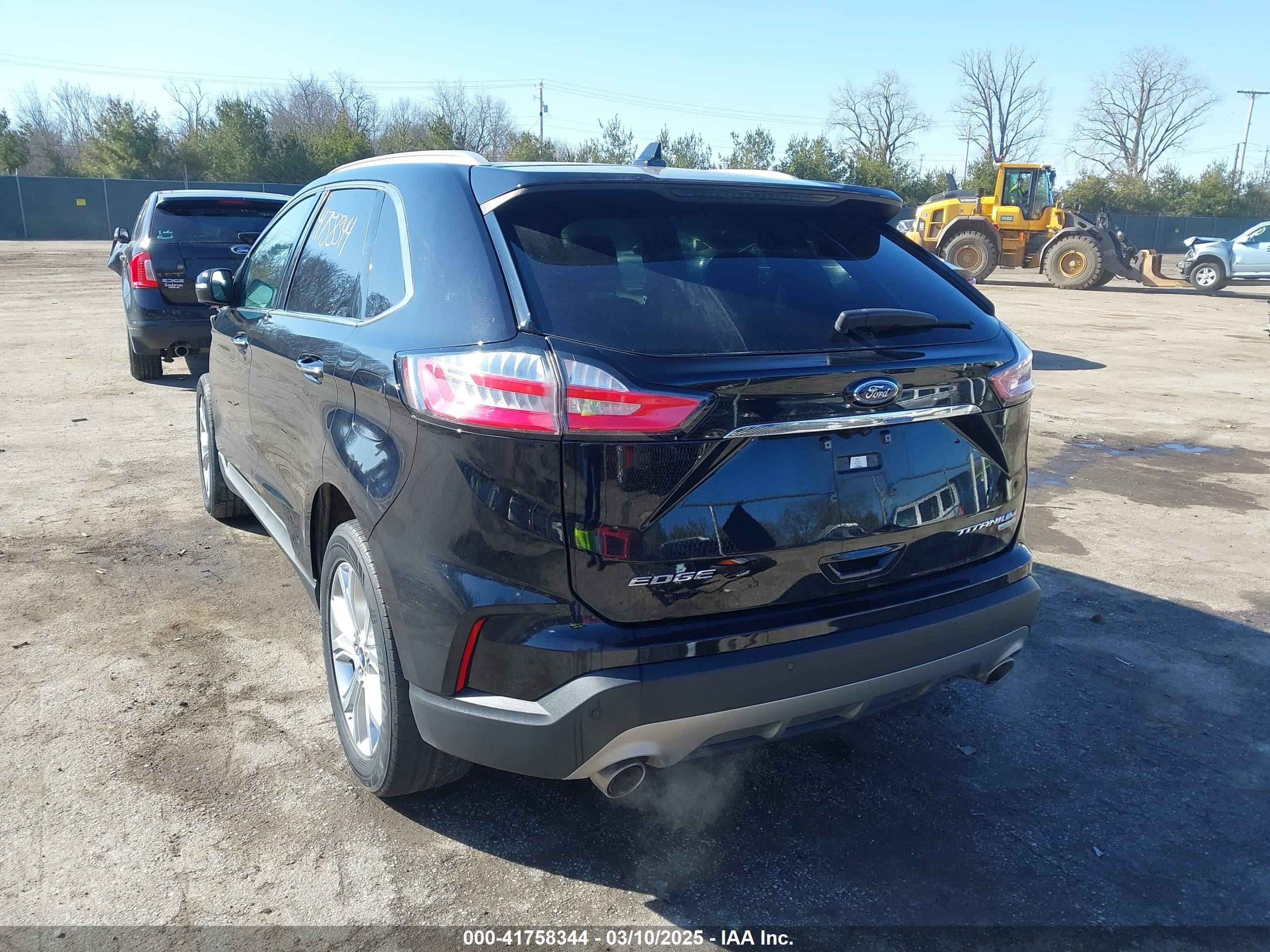 FORD EDGE image 3