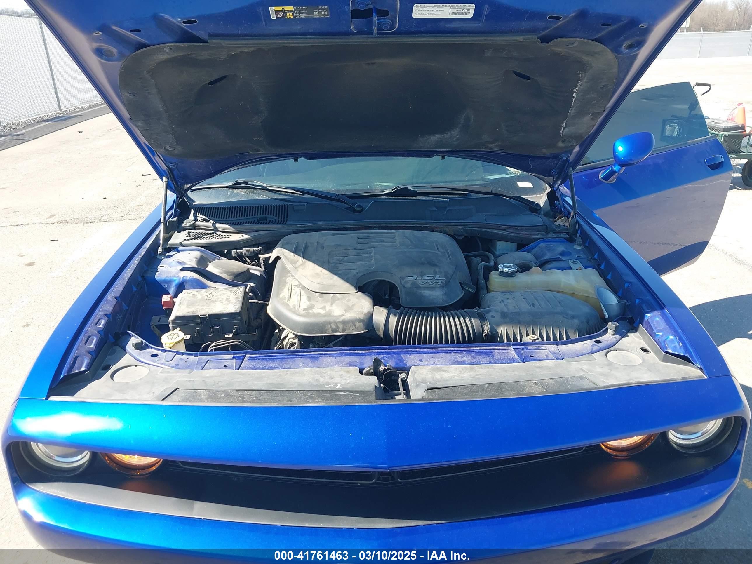 DODGE CHALLENGER image 10