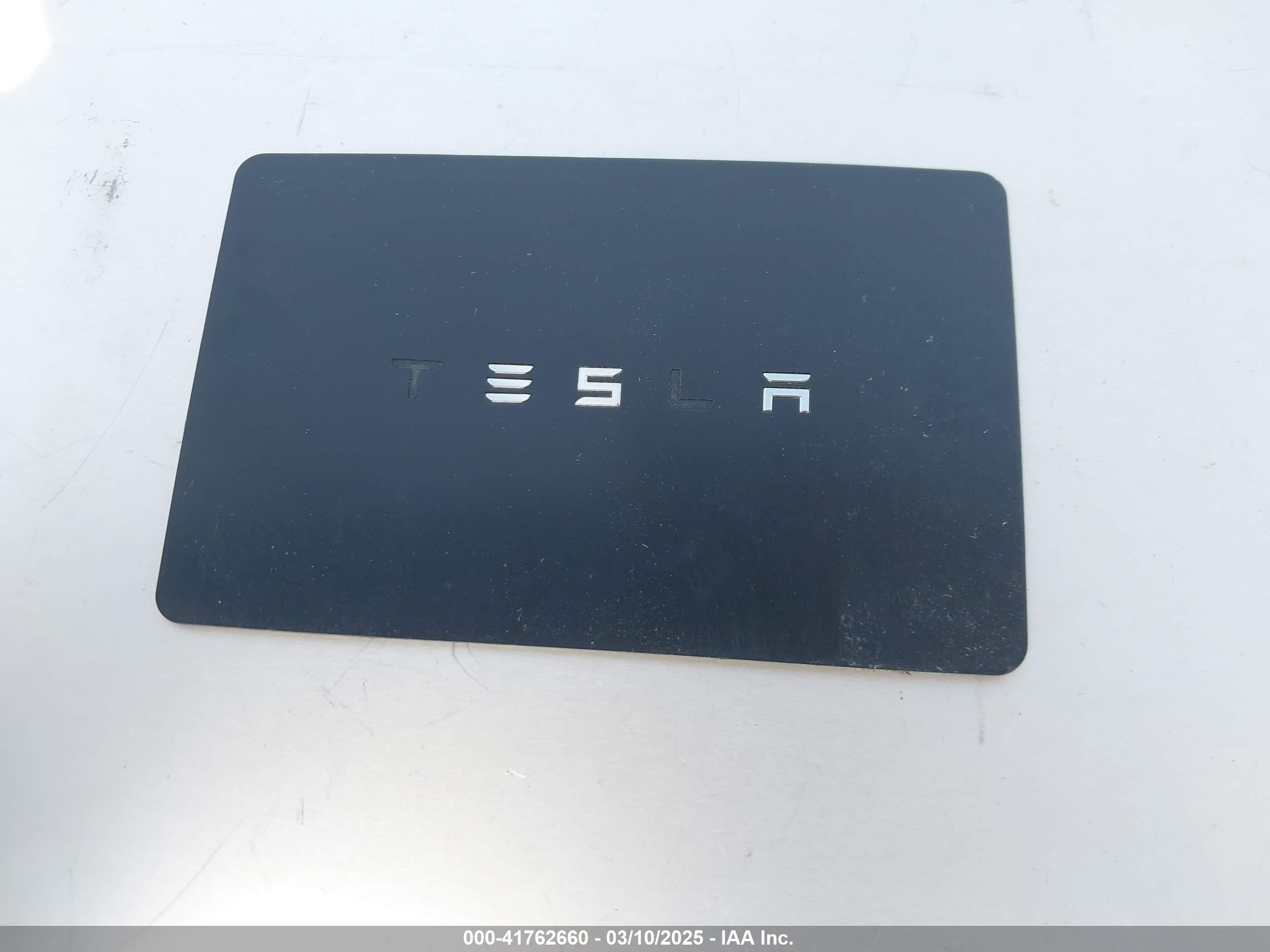 TESLA MODEL image 11