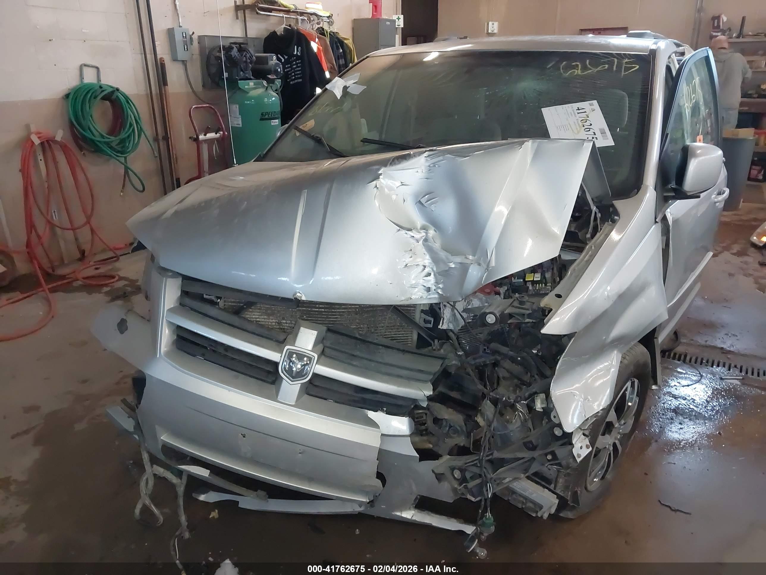 DODGE GRAND image 6