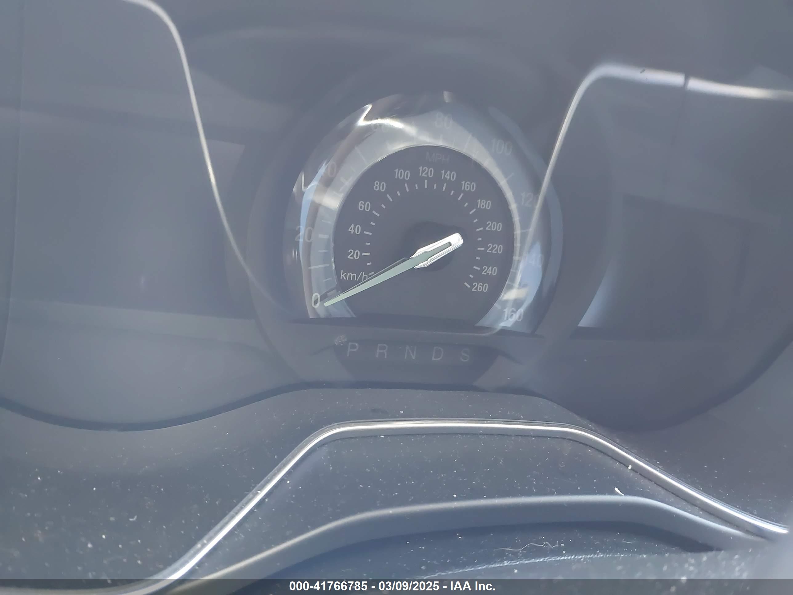 FORD FUSION image 7