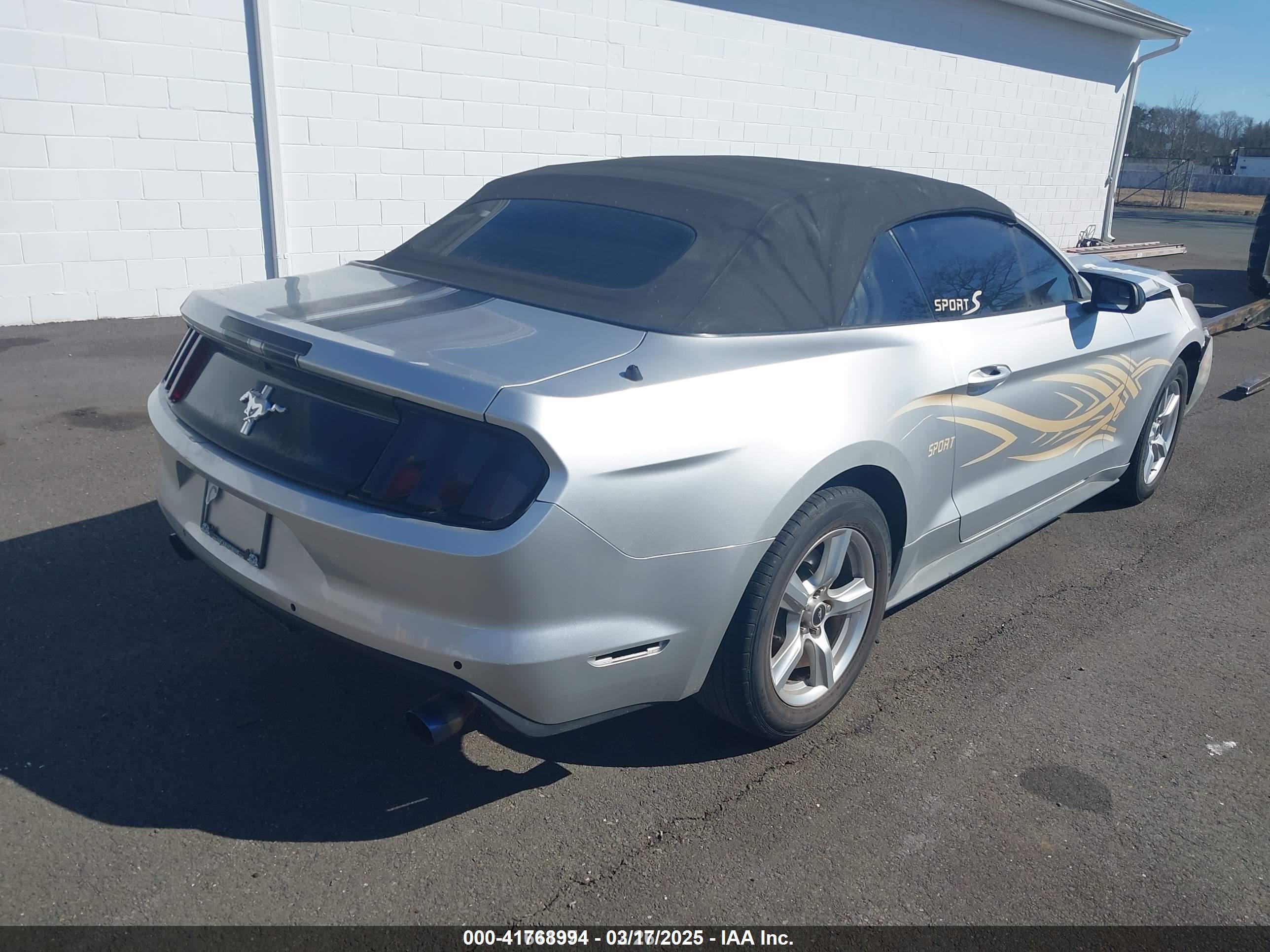 FORD MUSTANG image 4