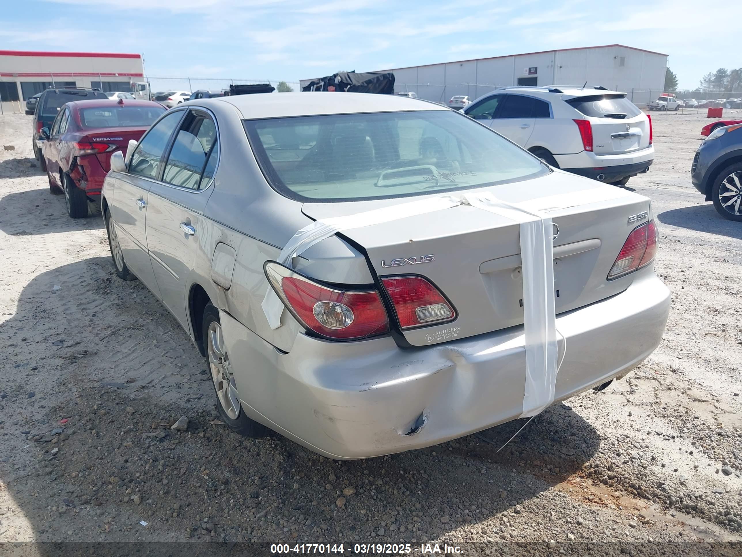 LEXUS ES image 6