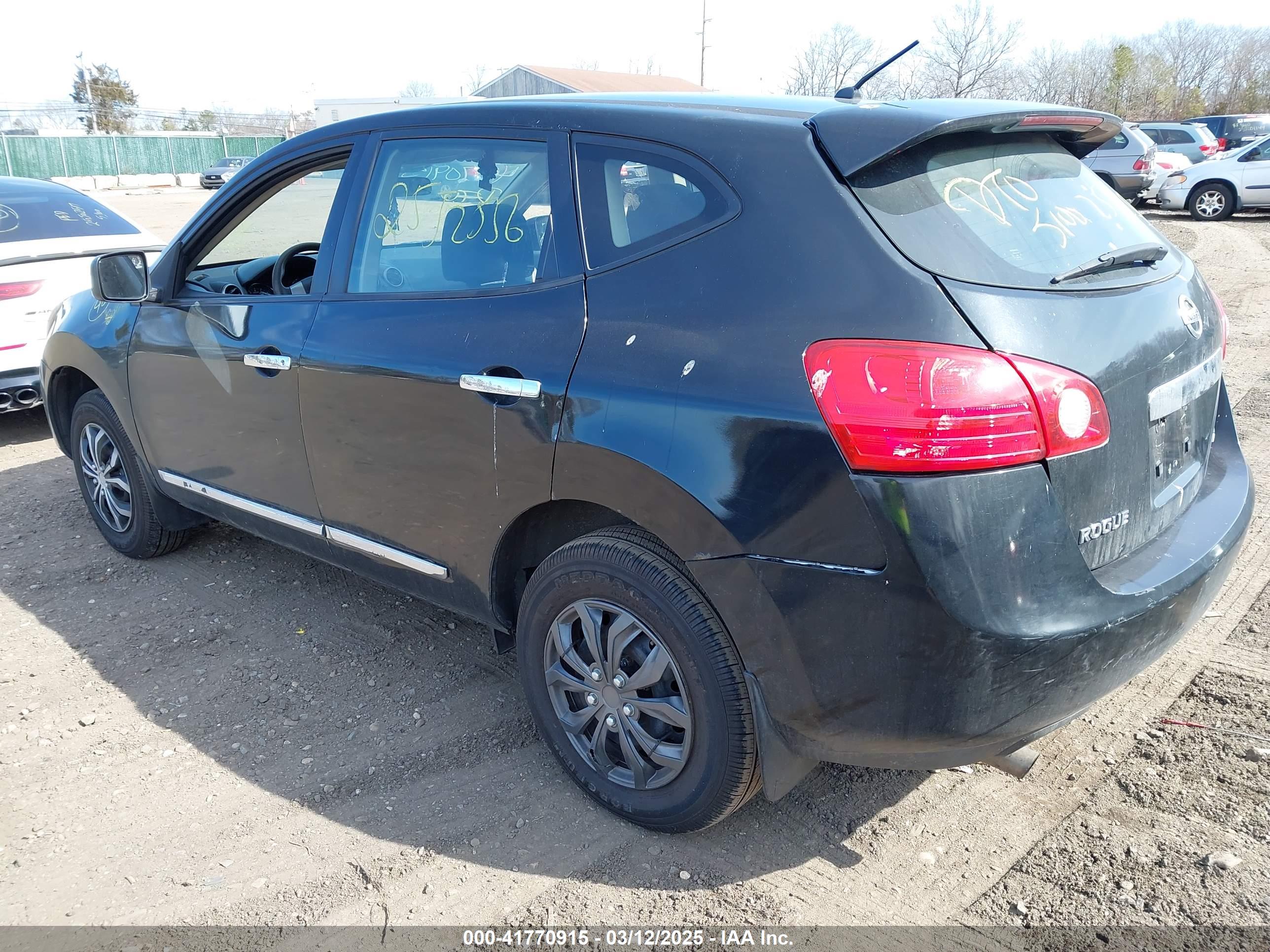 NISSAN ROGUE image 3