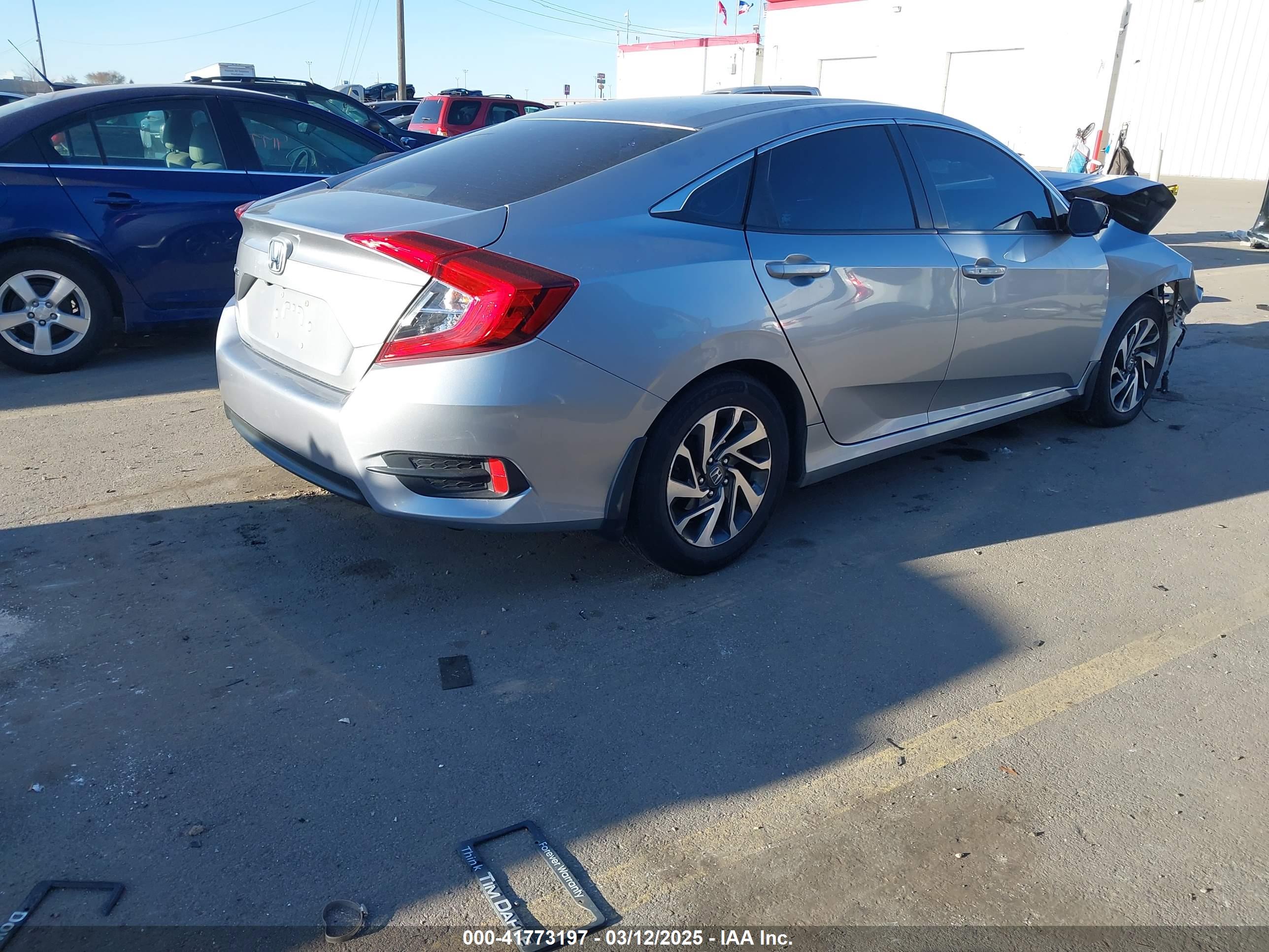 HONDA CIVIC image 4