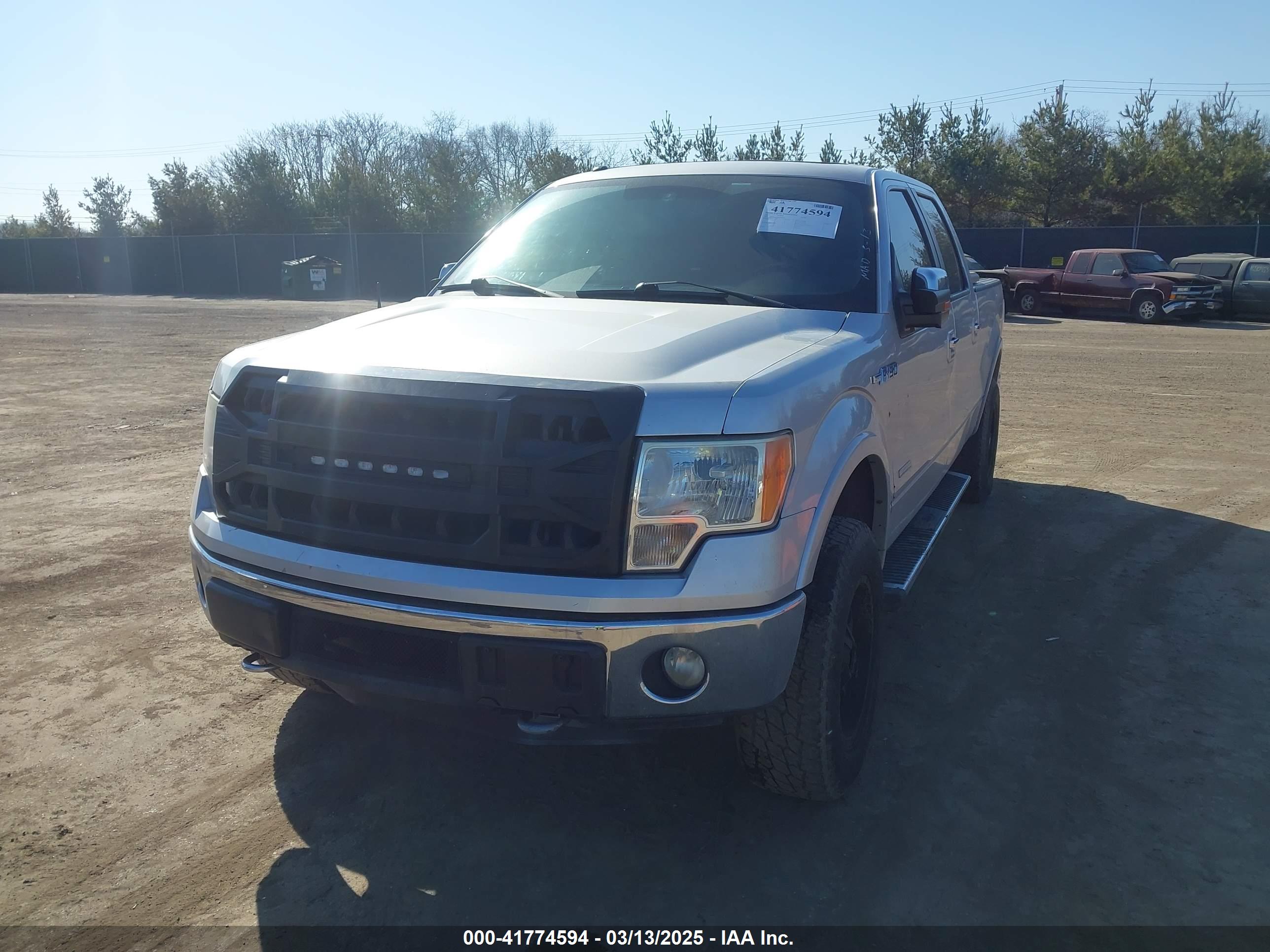 FORD F-150 image 2