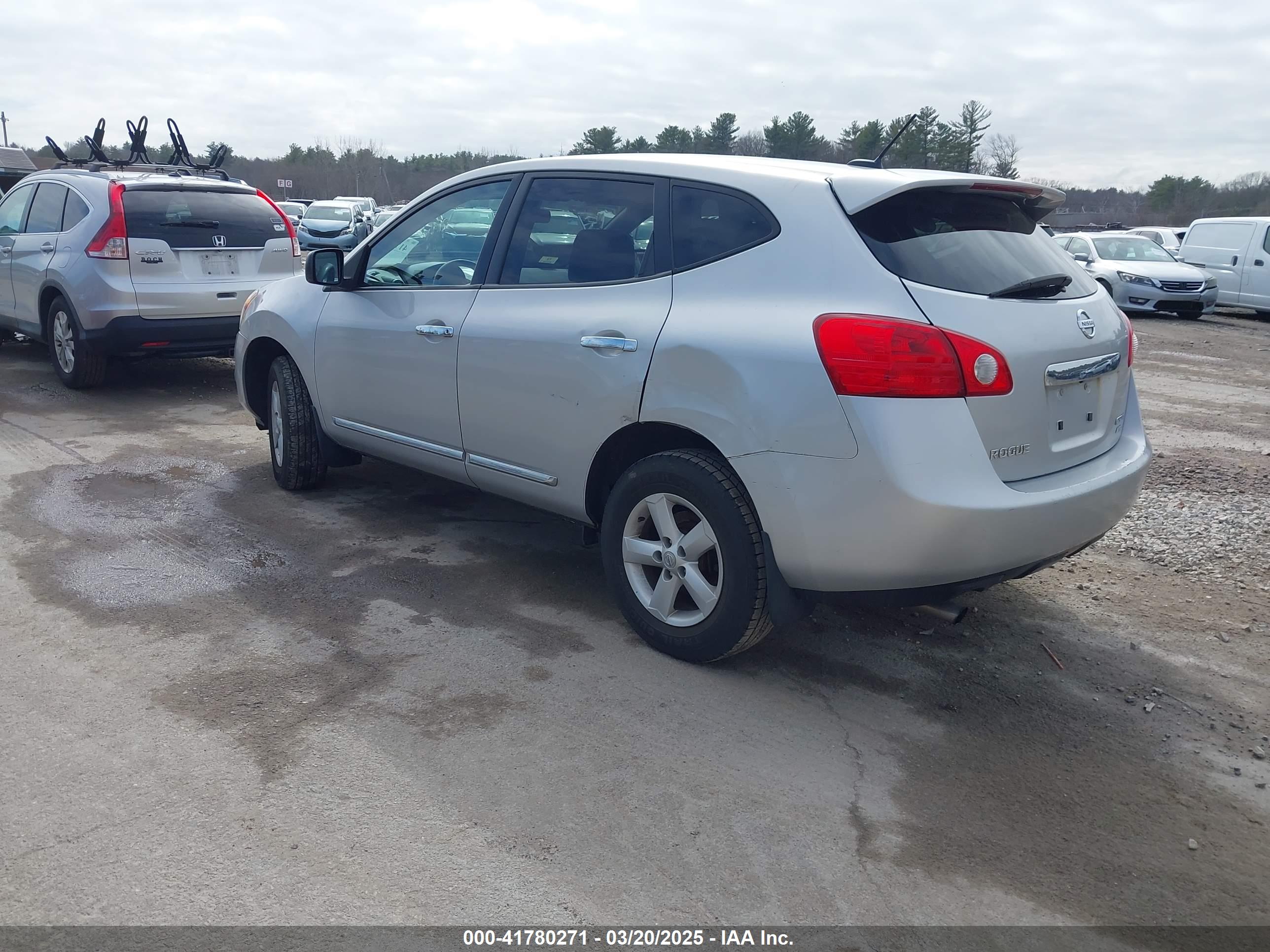 NISSAN ROGUE image 3