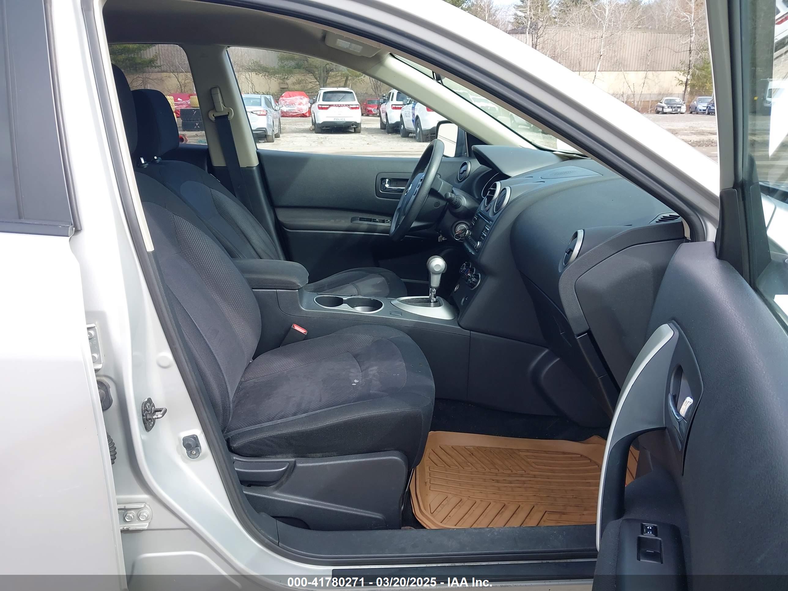 NISSAN ROGUE image 5