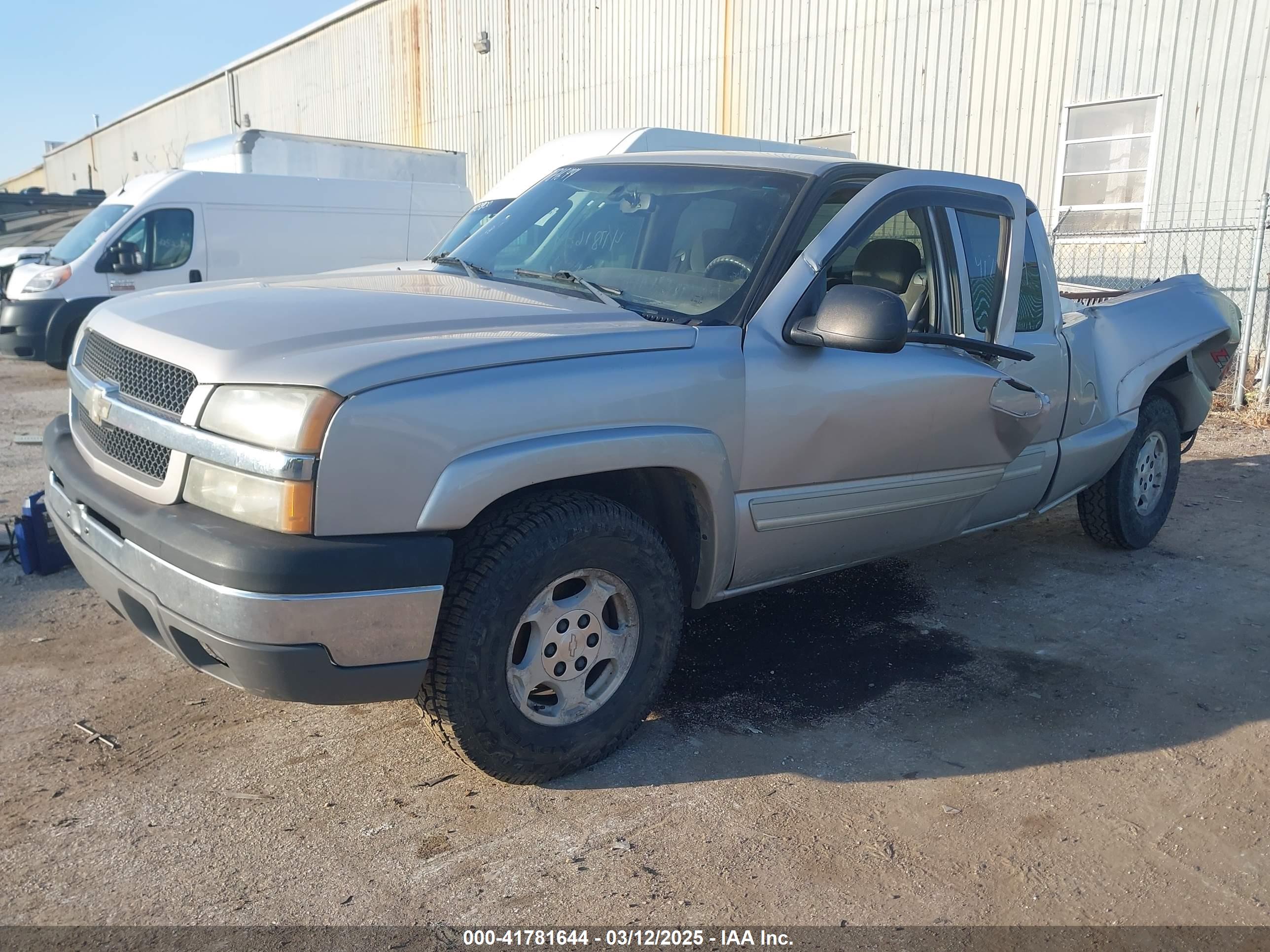 CHEVROLET SILVERADO image 2